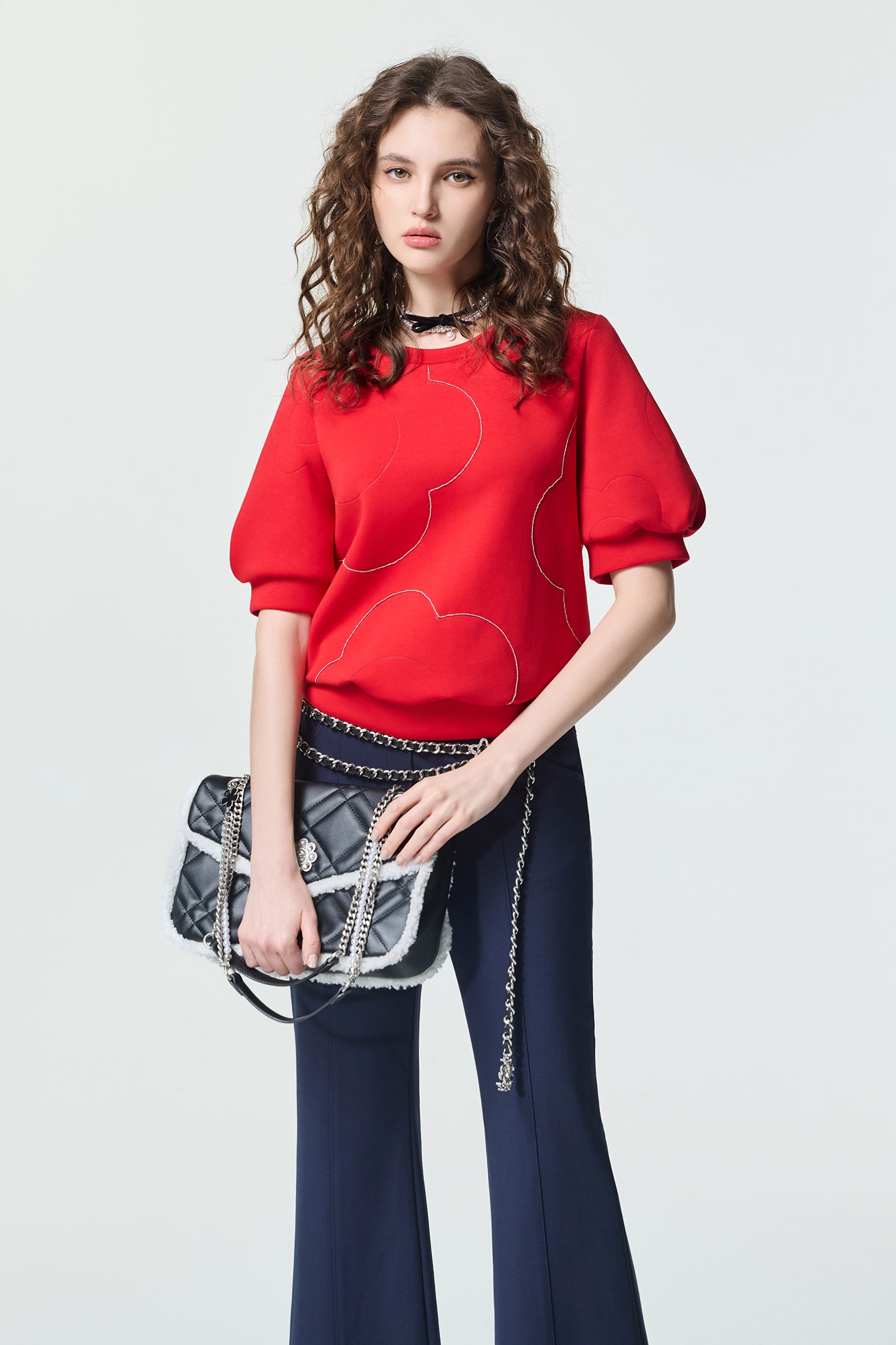 火焰色燒花形短袖上衣火焰色燒花形短袖上衣,上衣,短袖上衣,秋冬穿搭,約會特輯,花花世界