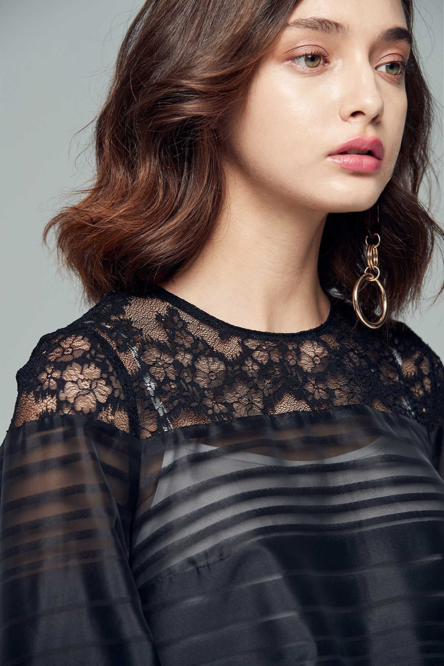 Elegant translucent top,top,roundnecktop,lace,lacedtop,see-throughtop,longsleevetop,blacktop