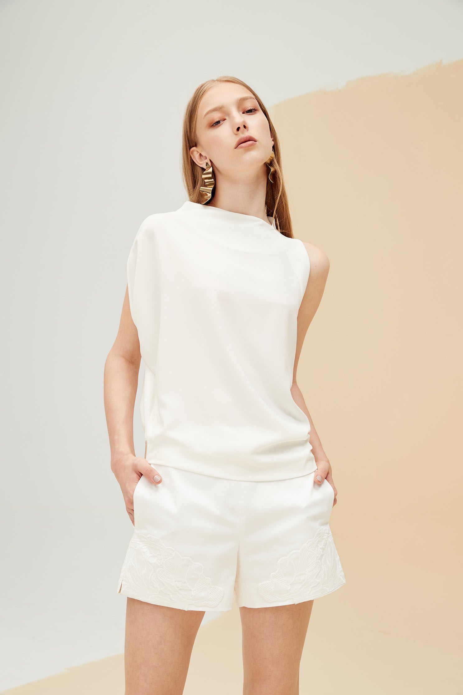 Elegant classic top,Top,白色上衣