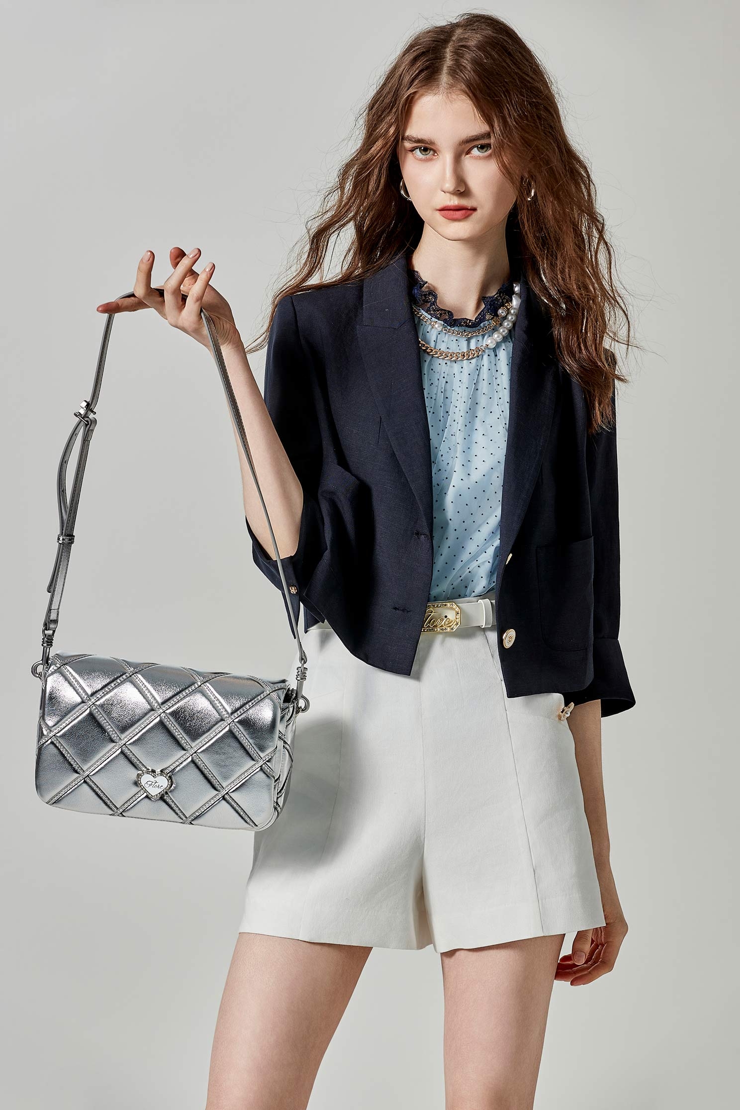 綴點點植絨細網紗上衣綴點點植絨細網紗上衣,上衣,春夏穿搭,網紗,蕾絲