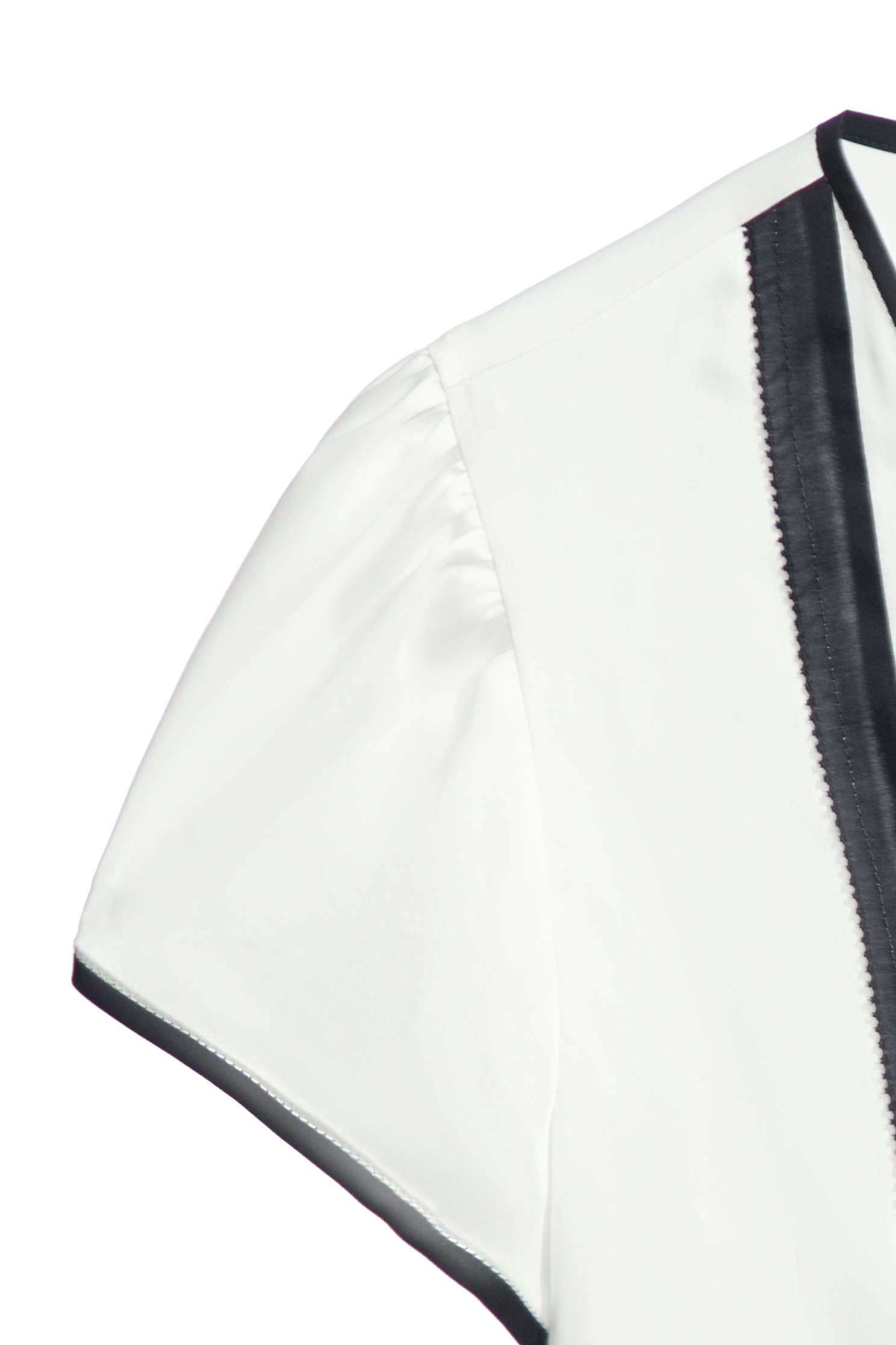 跳色條拼接單品上衣跳色條拼接單品上衣,上衣,春夏穿搭,條紋,白色上衣,約會特輯,蕾絲