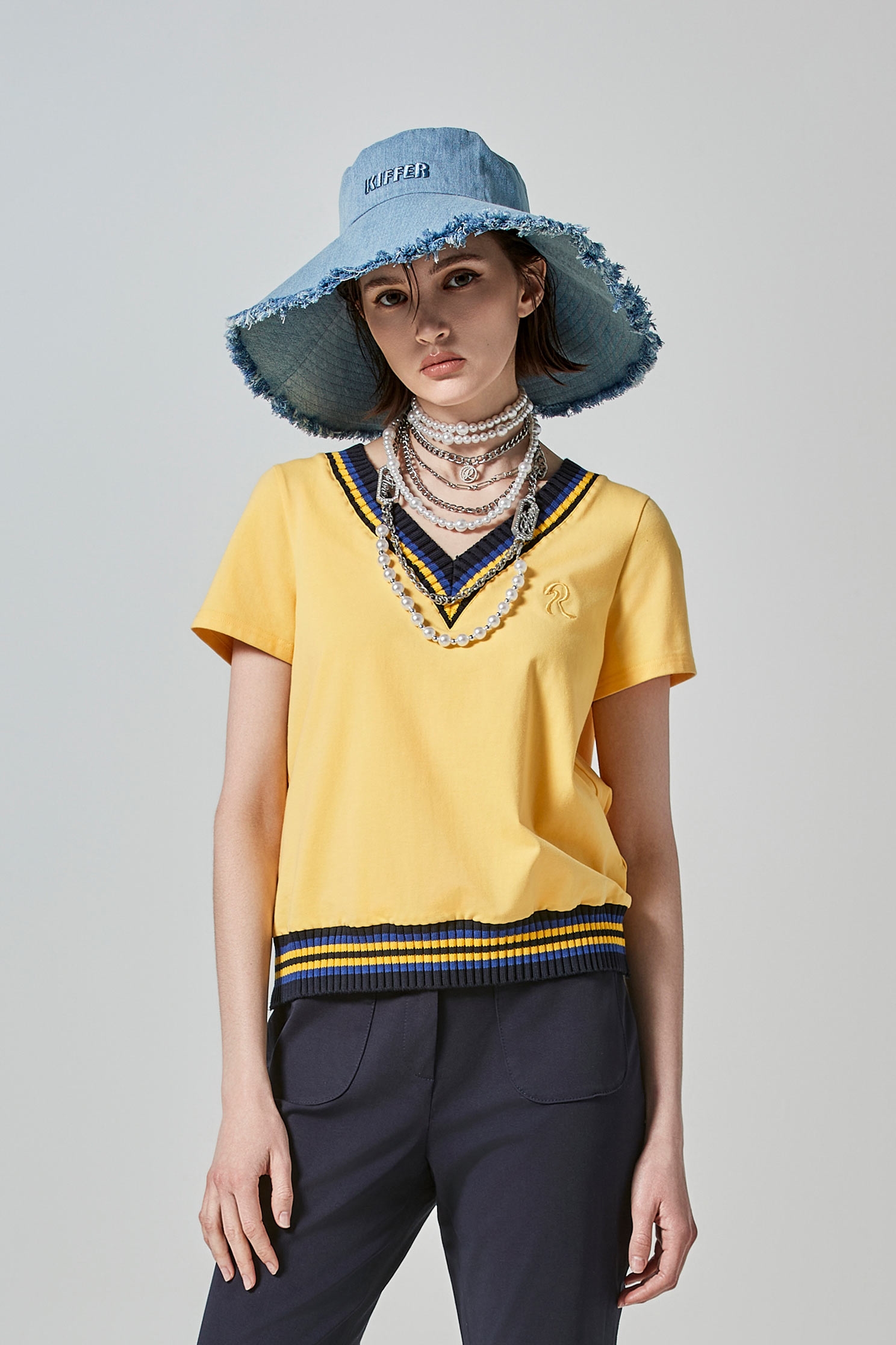 太陽黃拼色羅紋T太陽黃拼色羅紋T,T-Shirts,人氣商品,女裝上衣,春夏穿搭,純棉