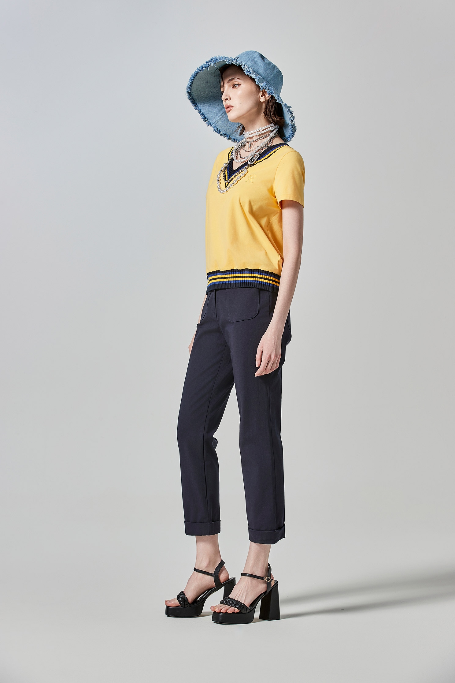 太陽黃拼色羅紋T太陽黃拼色羅紋T,T-Shirts,人氣商品,女裝上衣,春夏穿搭,純棉