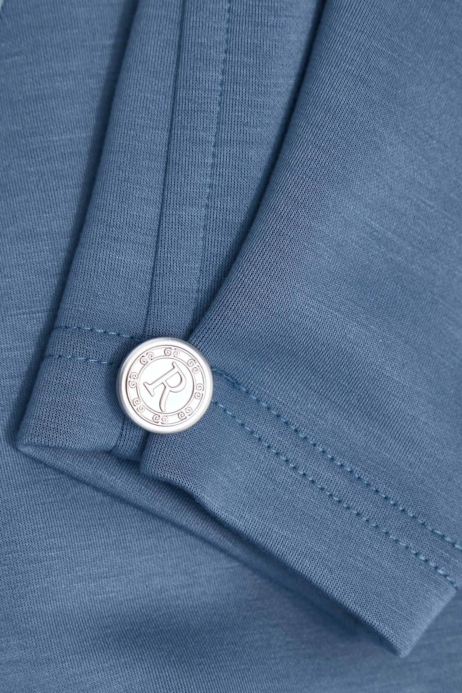 萌兔造型單品上衣萌兔造型單品上衣,上衣,春夏穿搭,簡約穿搭,衛衣,項鍊