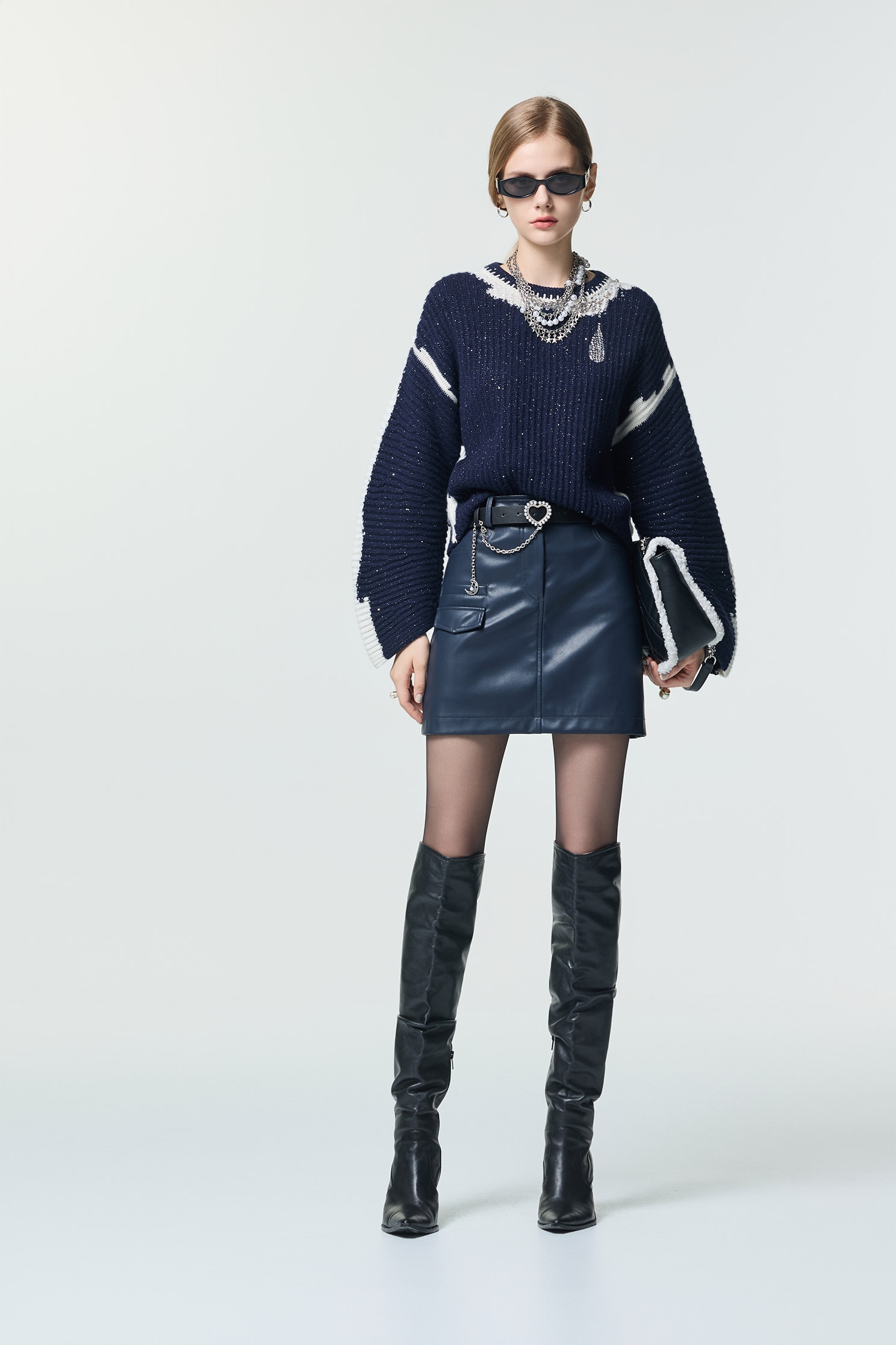 圓領造型針織上衣圓領造型針織上衣,上班OL穿搭,上衣,春夏穿搭,針織,針織上衣,針織衫