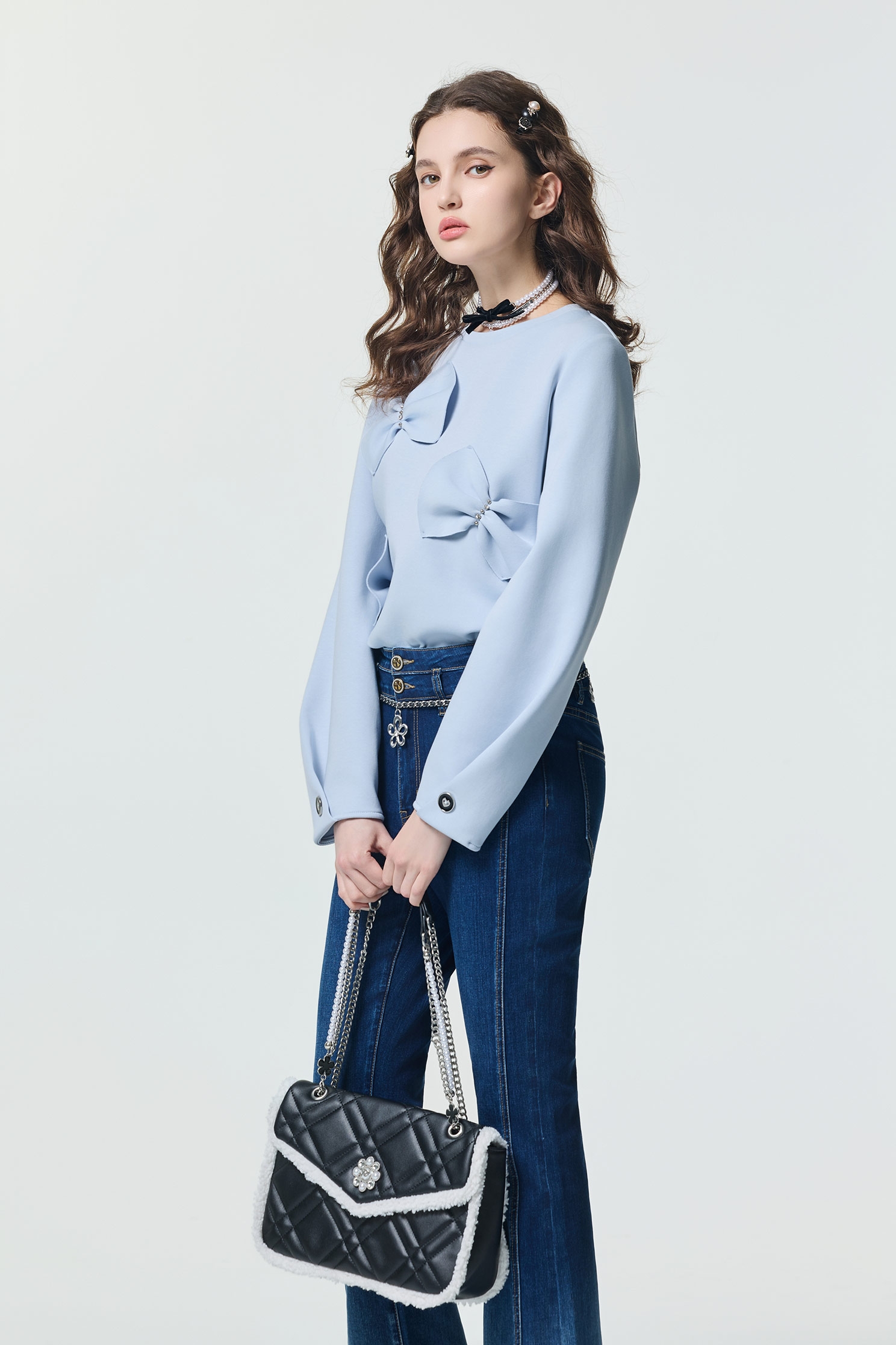 月光石藍單品上衣月光石藍單品上衣,上衣,人氣商品,春夏穿搭,簡約穿搭,約會特輯,蝴蝶結