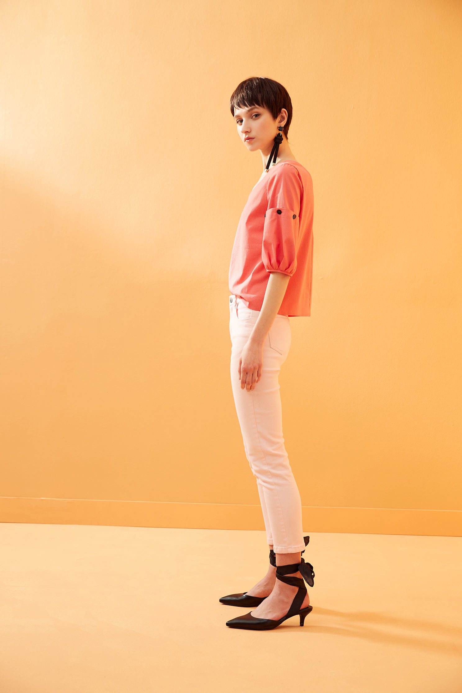Five-point sleeve top with detachable sleeve,V-neck top,Top,五分袖上衣