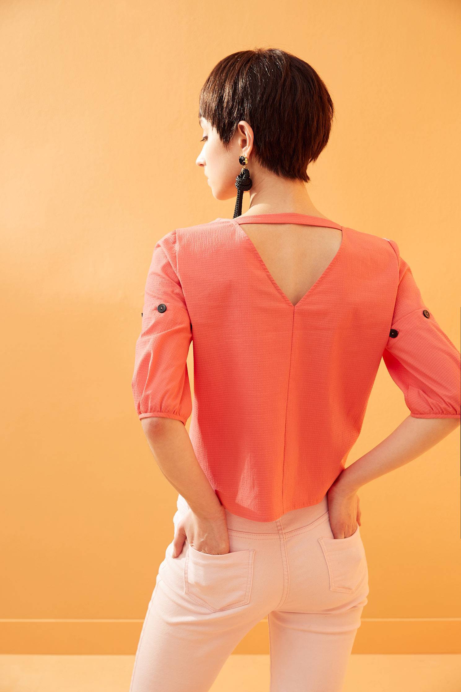Five-point sleeve top with detachable sleeve,V-neck top,Top,五分袖上衣