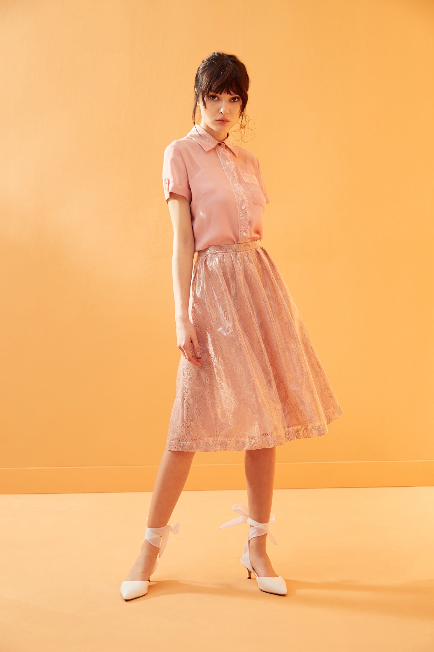 Lace micro-transparent short-sleeved top,top,shortsleevetop,lace,lacedtop,blouse,see-throughtop