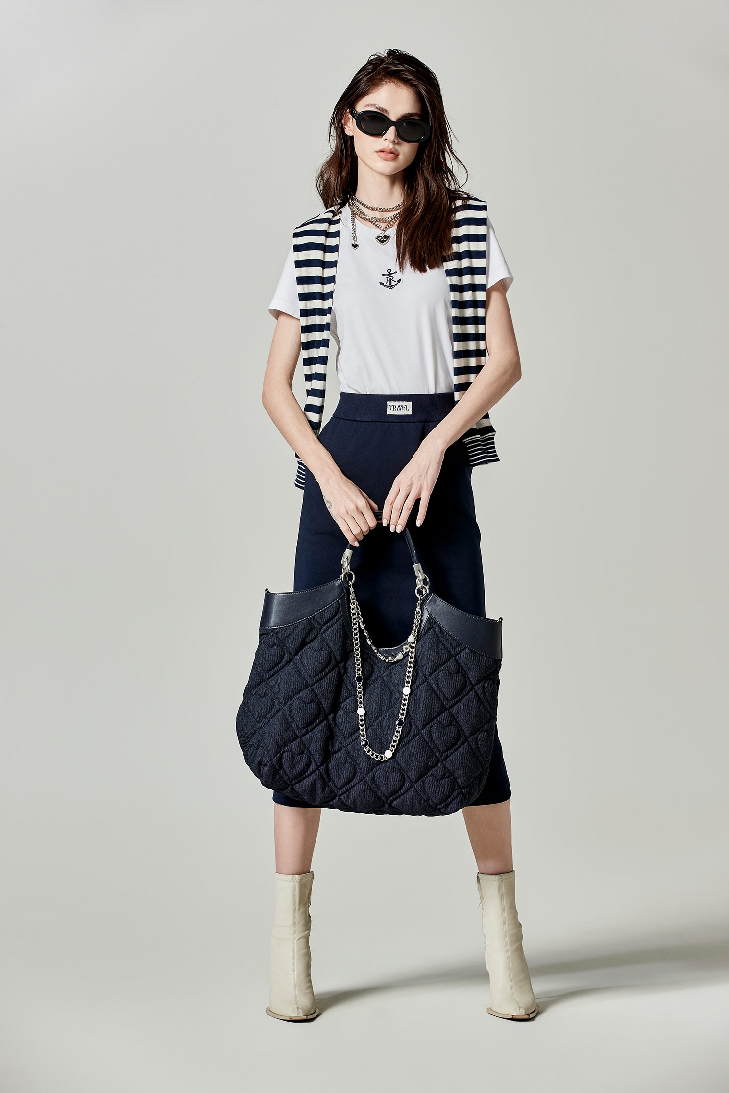 假兩件披肩條紋袖裝飾Ｔ假兩件披肩條紋袖裝飾Ｔ,T-Shirt,上衣,春夏穿搭,條紋,白色上衣,純棉,繡花