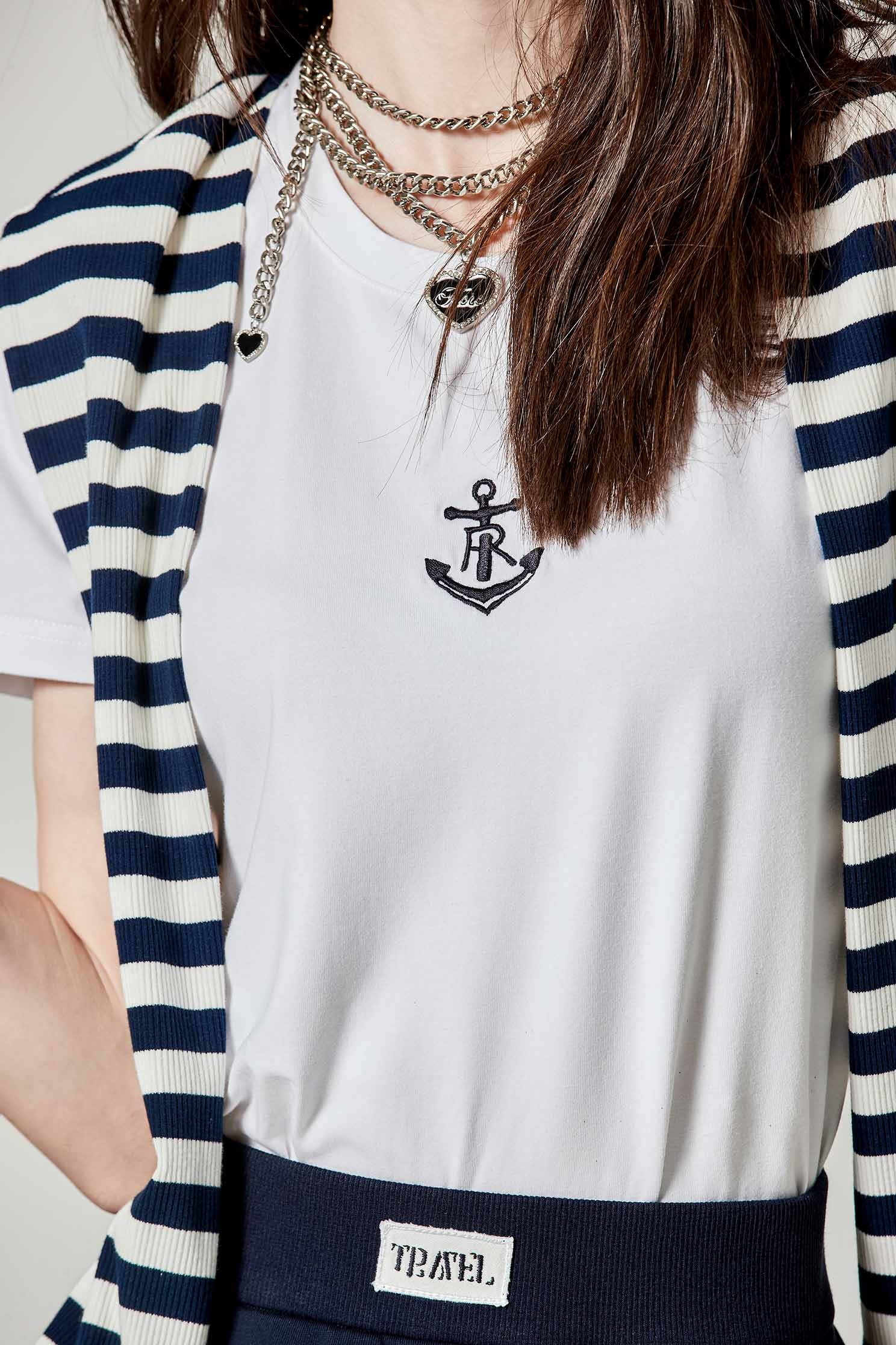 假兩件披肩條紋袖裝飾Ｔ假兩件披肩條紋袖裝飾Ｔ,T-Shirt,上衣,春夏穿搭,條紋,白色上衣,純棉,繡花