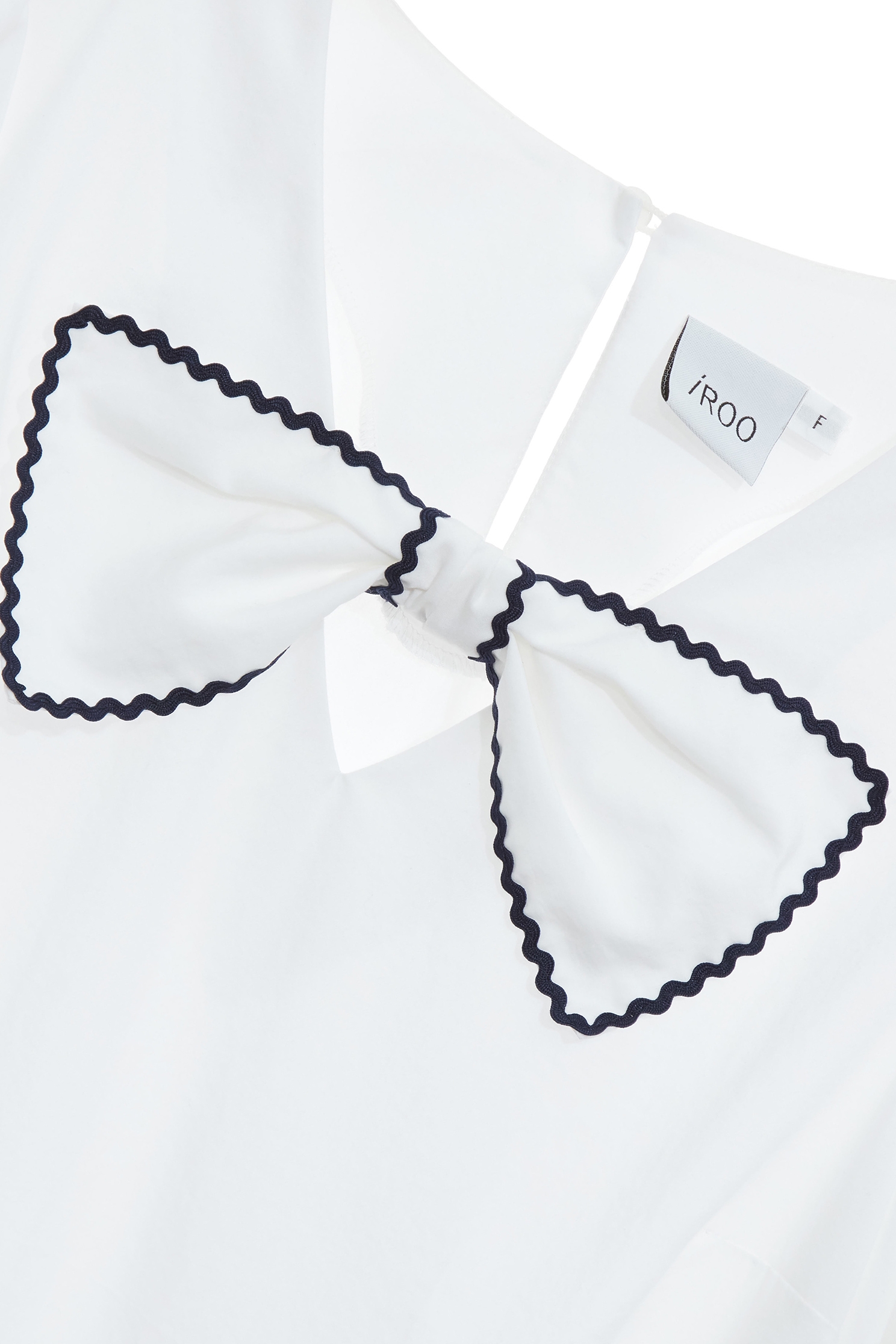 綴暮色藍織帶上衣綴暮色藍織帶上衣,V領上衣,上班OL穿搭,上衣,春夏穿搭,荷葉,蝴蝶結,透膚上衣