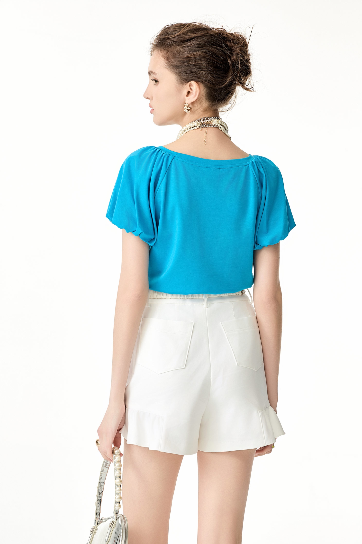 量感袖造型T恤上衣量感袖造型T恤上衣,T-Shirt,T恤,上班OL穿搭,上衣,刺繡,春夏穿搭