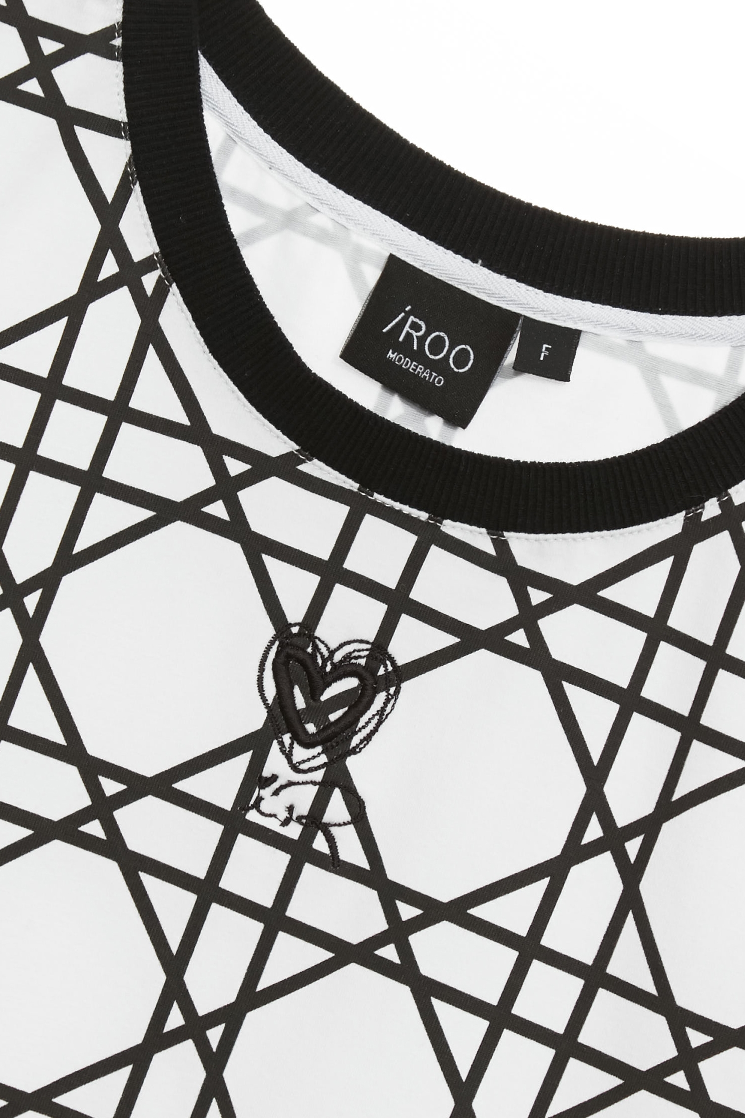 黑白幾何印花Ｔ黑白幾何印花Ｔ