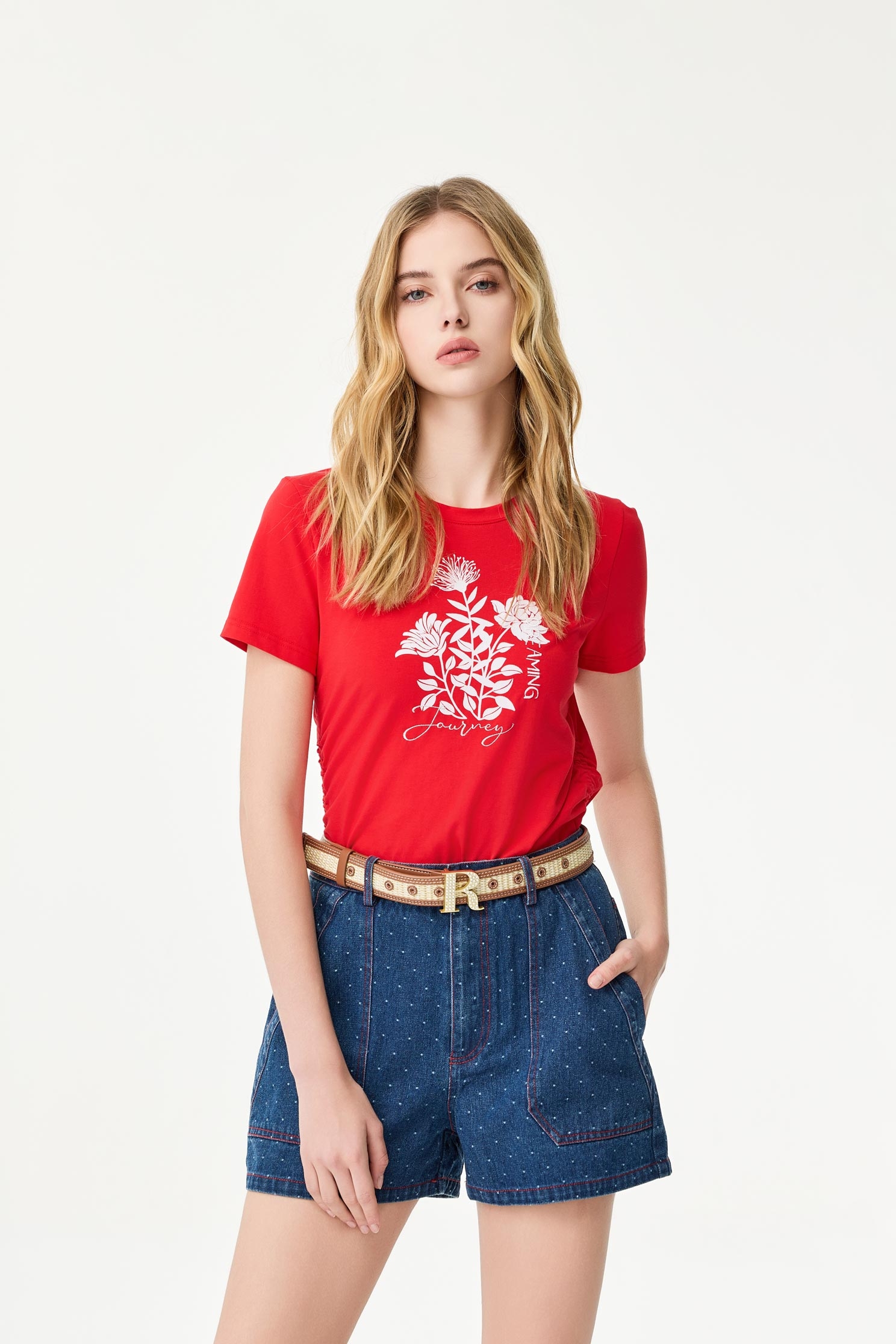 個性紅植絨抓腰上衣個性紅植絨抓腰上衣,T-Shirt,上衣,春夏穿搭,花花世界