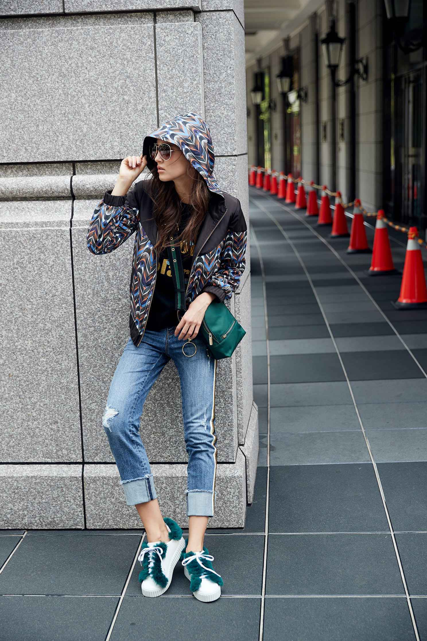 Stitching pattern popular design short-sleeved jacket,outerwear,hoodiejacket,longsleeveouterwear