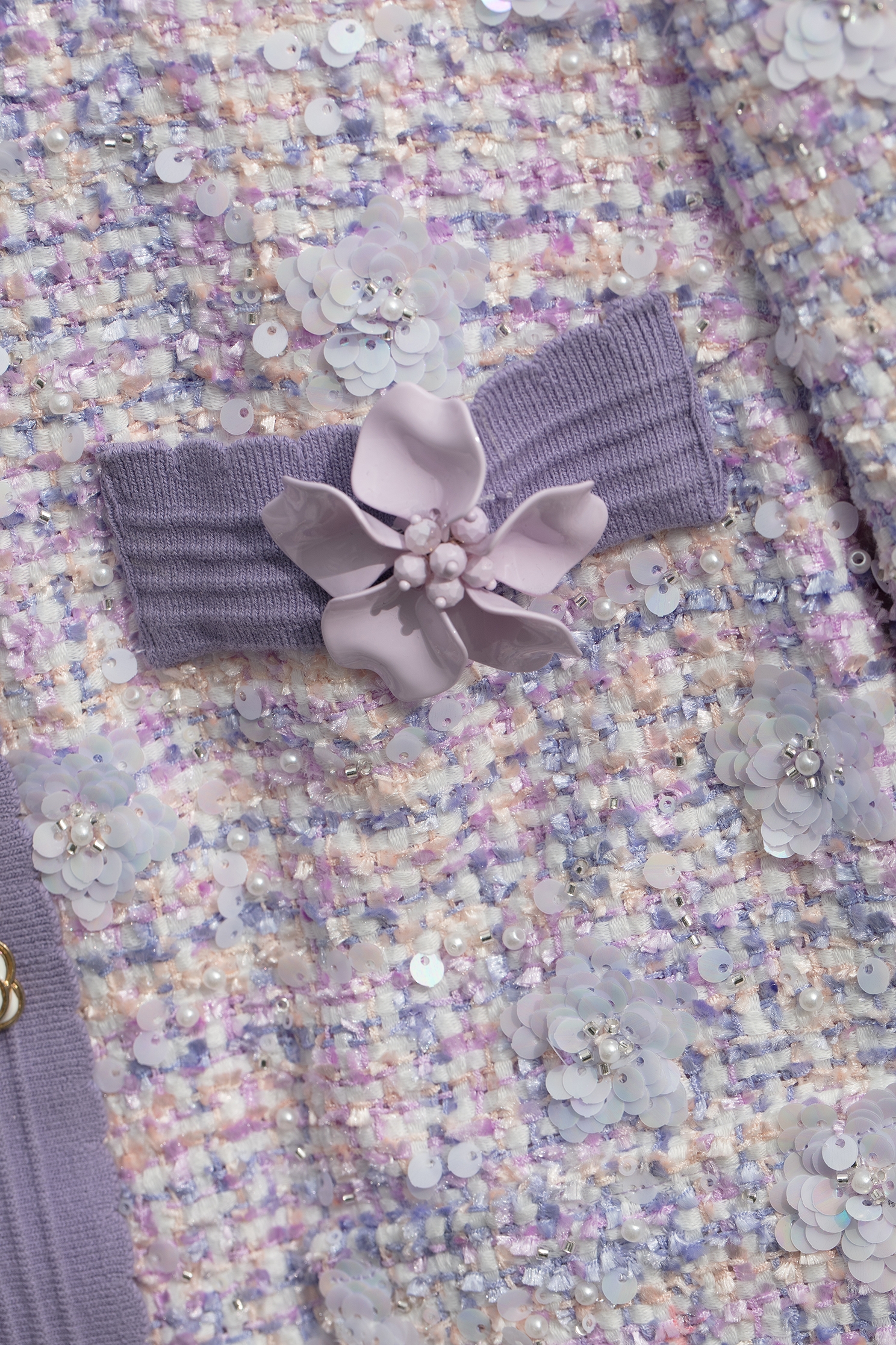 輕柔薰衣草花呢紗外套輕柔薰衣草花呢紗外套,一般外套,人氣商品,外套,小香風,時髦成套搭配,秋冬穿搭