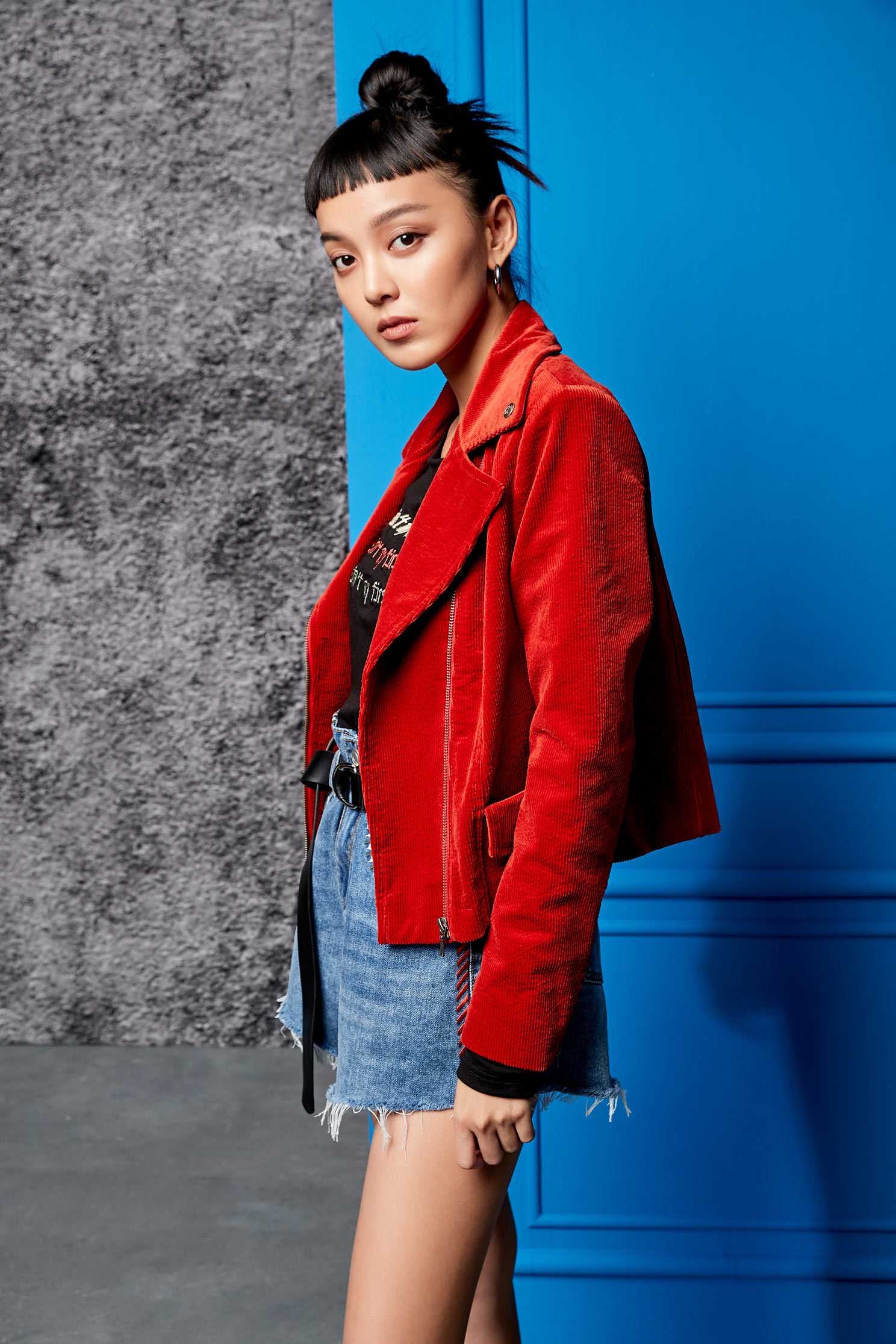Handsome street velvet jacket,pantoneblue,jacket,outerwear,longsleeveouterwear
