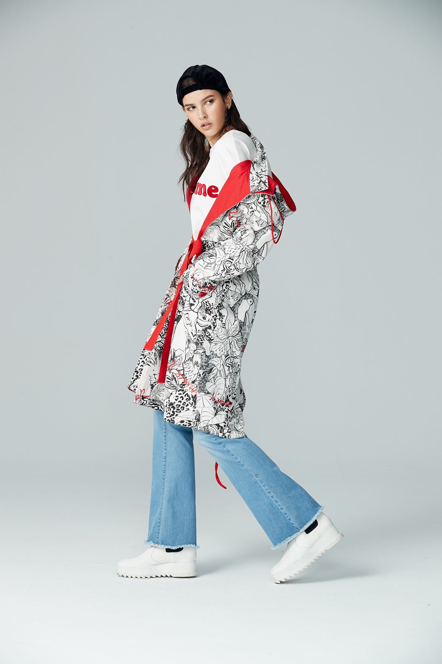 elegant coat with toucan pattern,outerwear,hoodiejacket,longsleeveouterwear,windbreaker