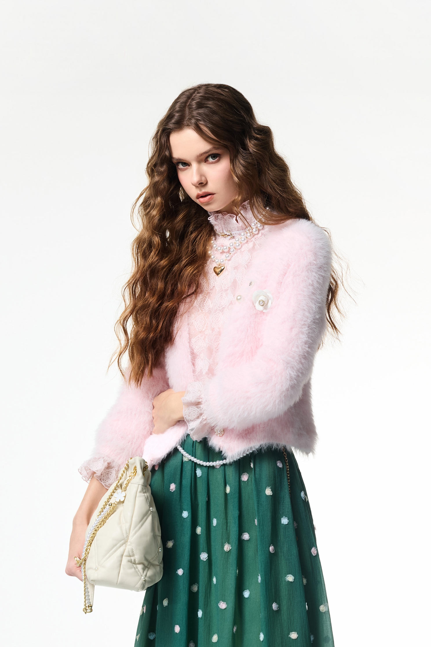 玫瑰石英粉針織外套玫瑰石英粉針織外套,上班OL穿搭,外套,小香風,小香風外套,珍珠,秋冬穿搭,約會特輯,花花世界,針織,針織外套