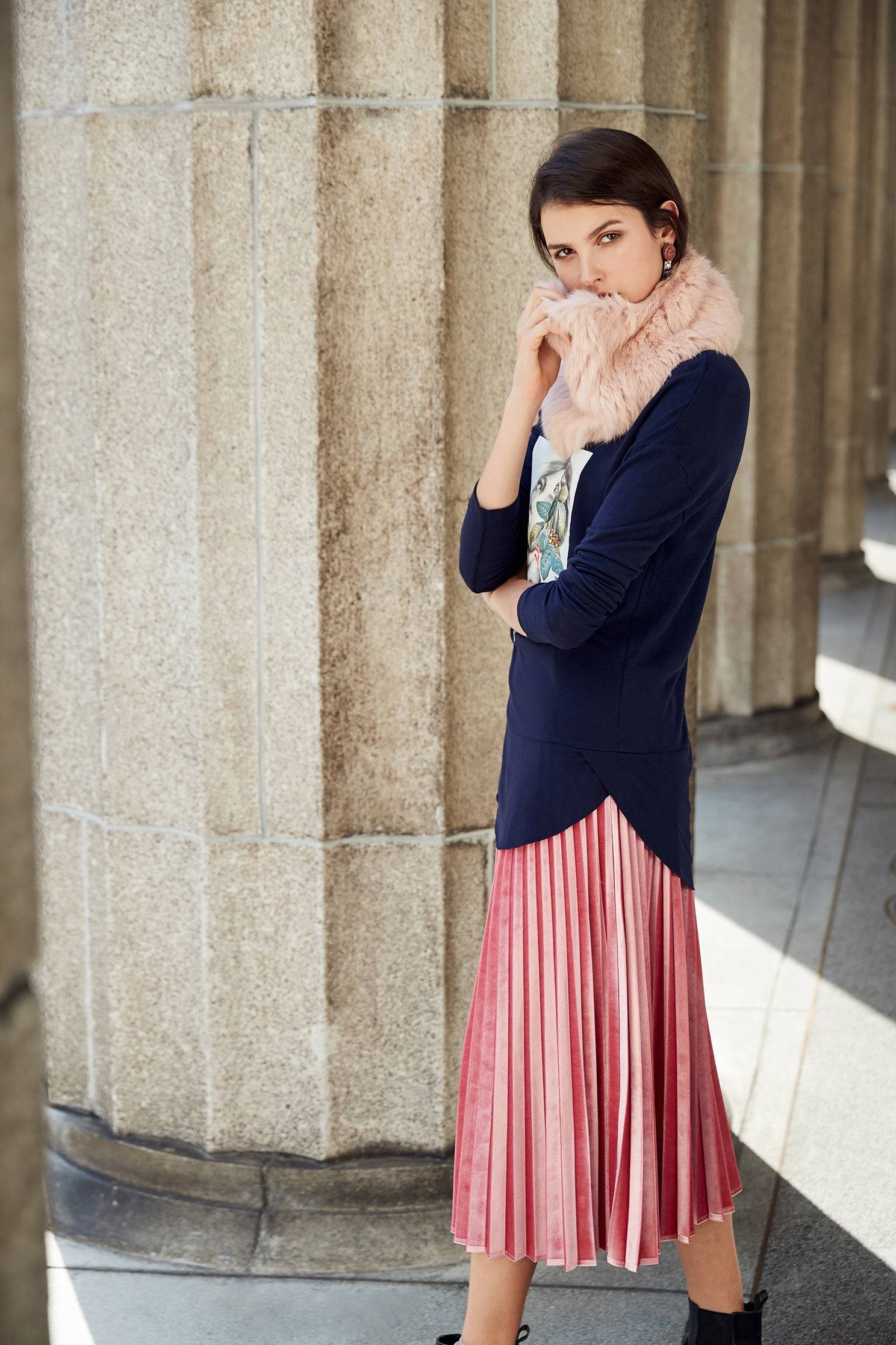 Pleated skirt with pink color,pleats,pleatedskirt,maxipleatedskirt,longskirt