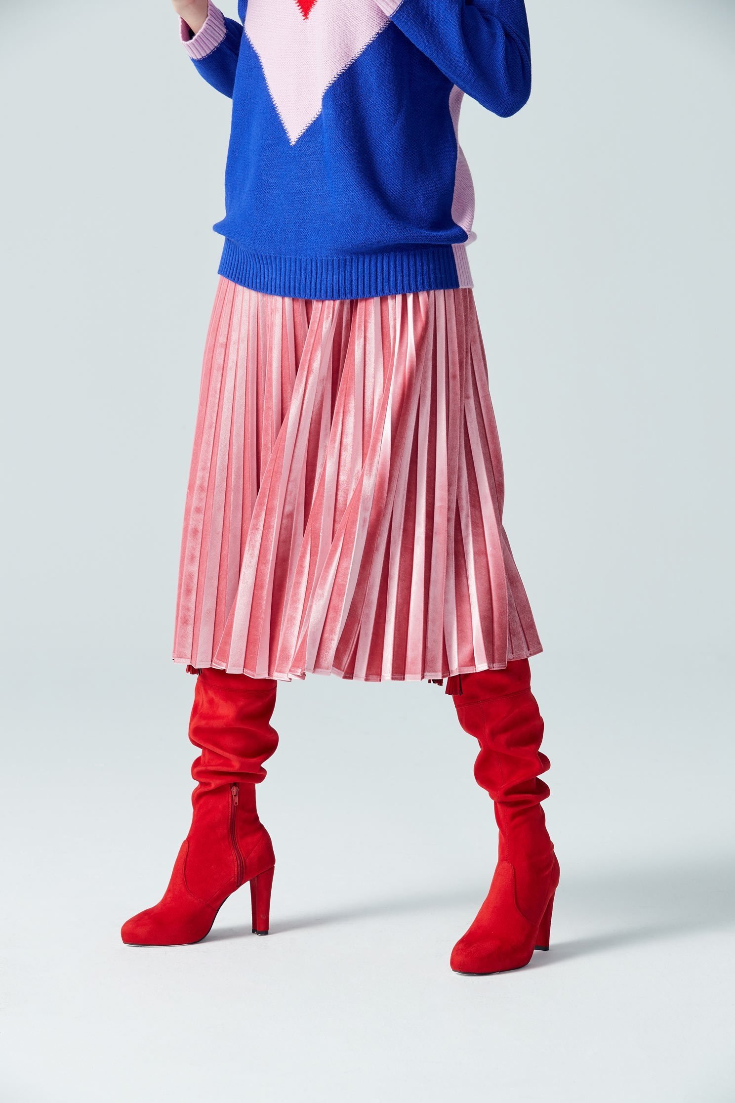 Pleated skirt with pink color,pleats,pleatedskirt,maxipleatedskirt,longskirt