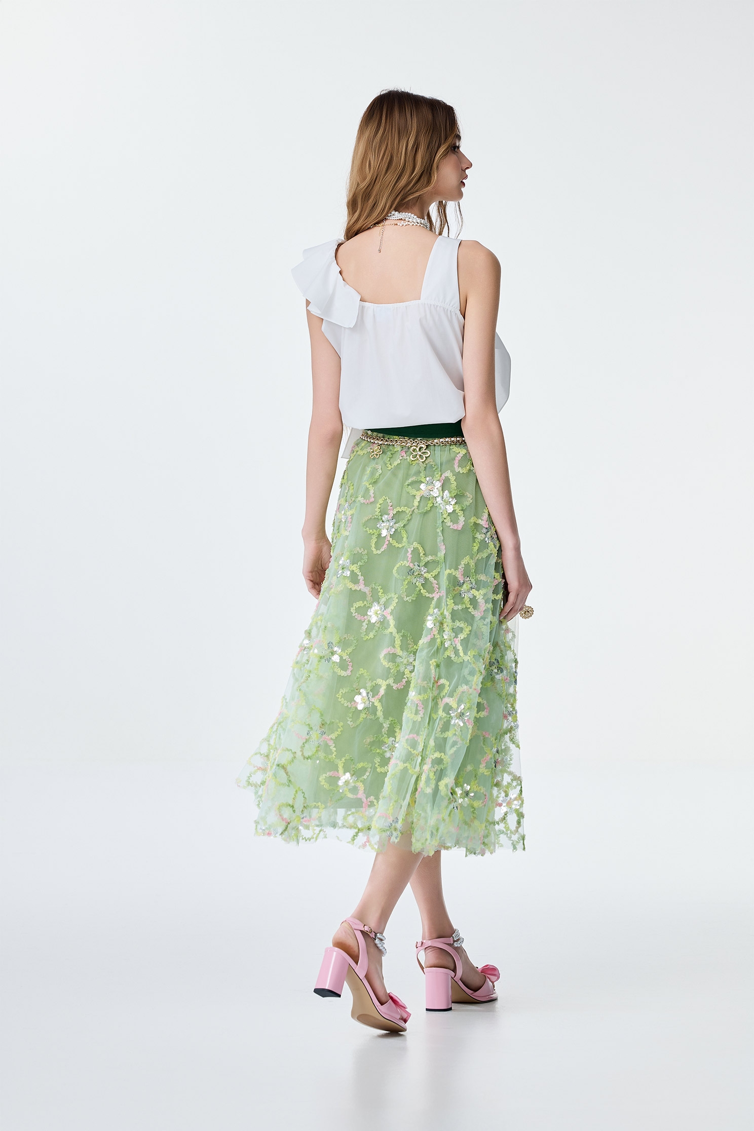 五彩壓花亮片長裙五彩壓花亮片長裙,人氣商品,刺繡,秋冬穿搭,約會特輯,紗裙,網紗,花花世界,長裙