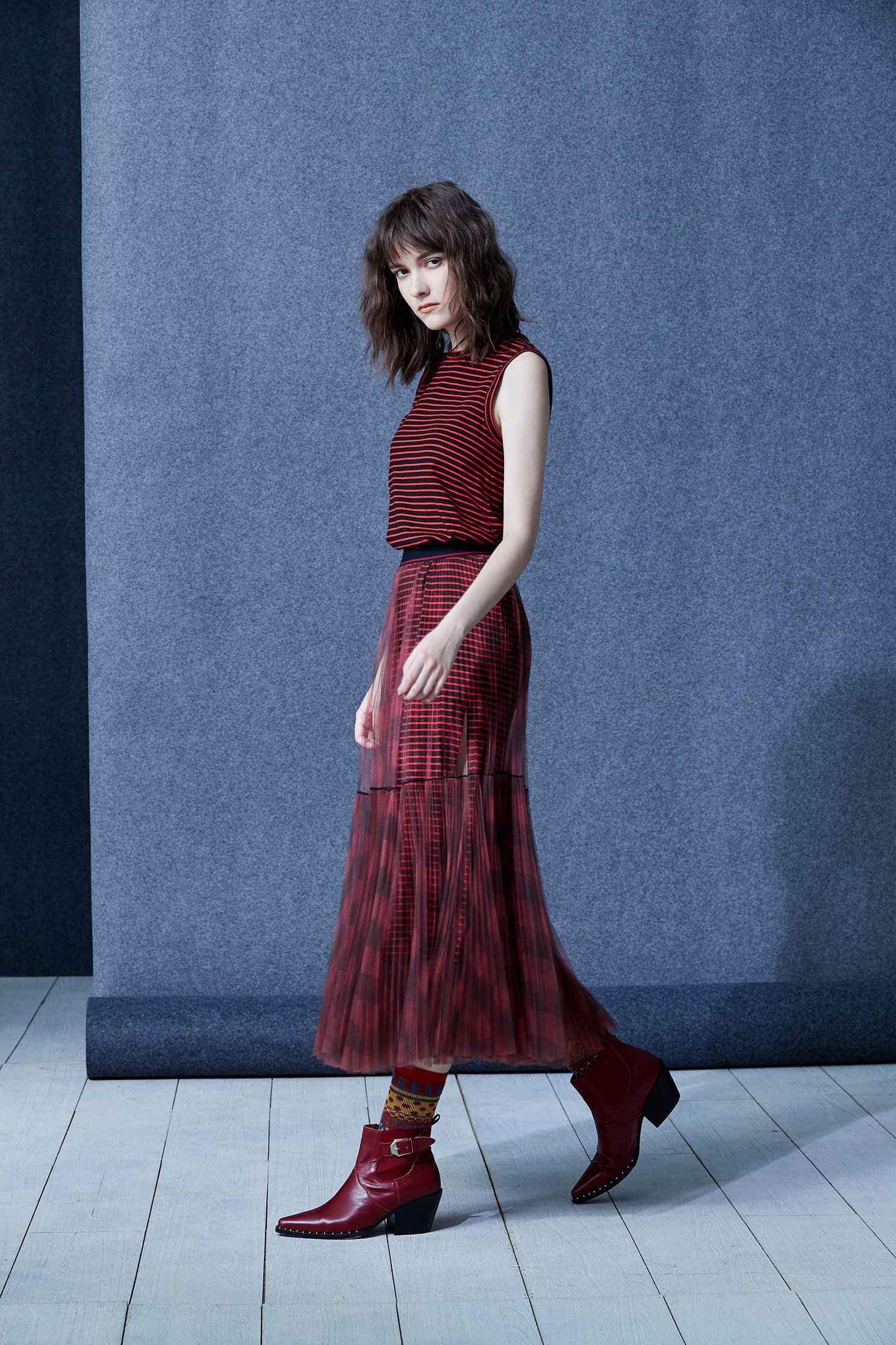 Cross gauze skirt,tulleskirt,mesh,tulleskirt,longskirt