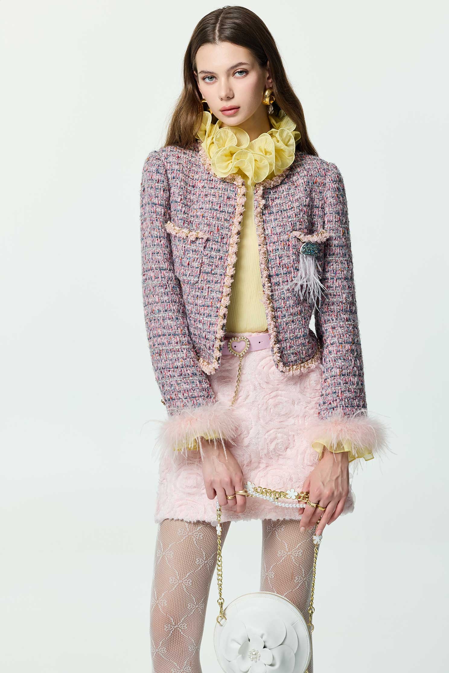 薔薇粉立體花卉短裙薔薇粉立體花卉短裙,刺繡,短裙,秋冬穿搭,花花世界