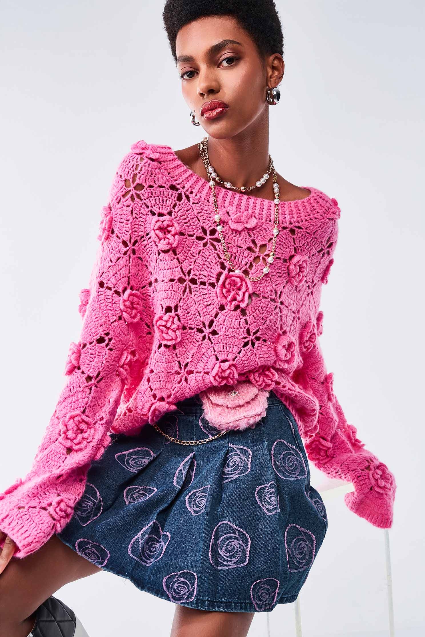 玫瑰花造型牛仔短裙玫瑰花造型牛仔短裙,牛仔,牛仔短裙,牛仔裙,百摺裙,百褶短裙,短裙,秋冬穿搭,花花世界