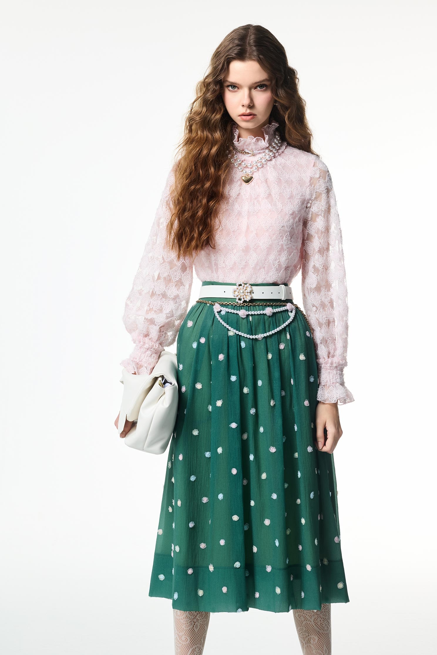 翡翠綠刺繡小花長裙翡翠綠刺繡小花長裙,人氣商品,刺繡,秋冬穿搭,花花世界,長裙