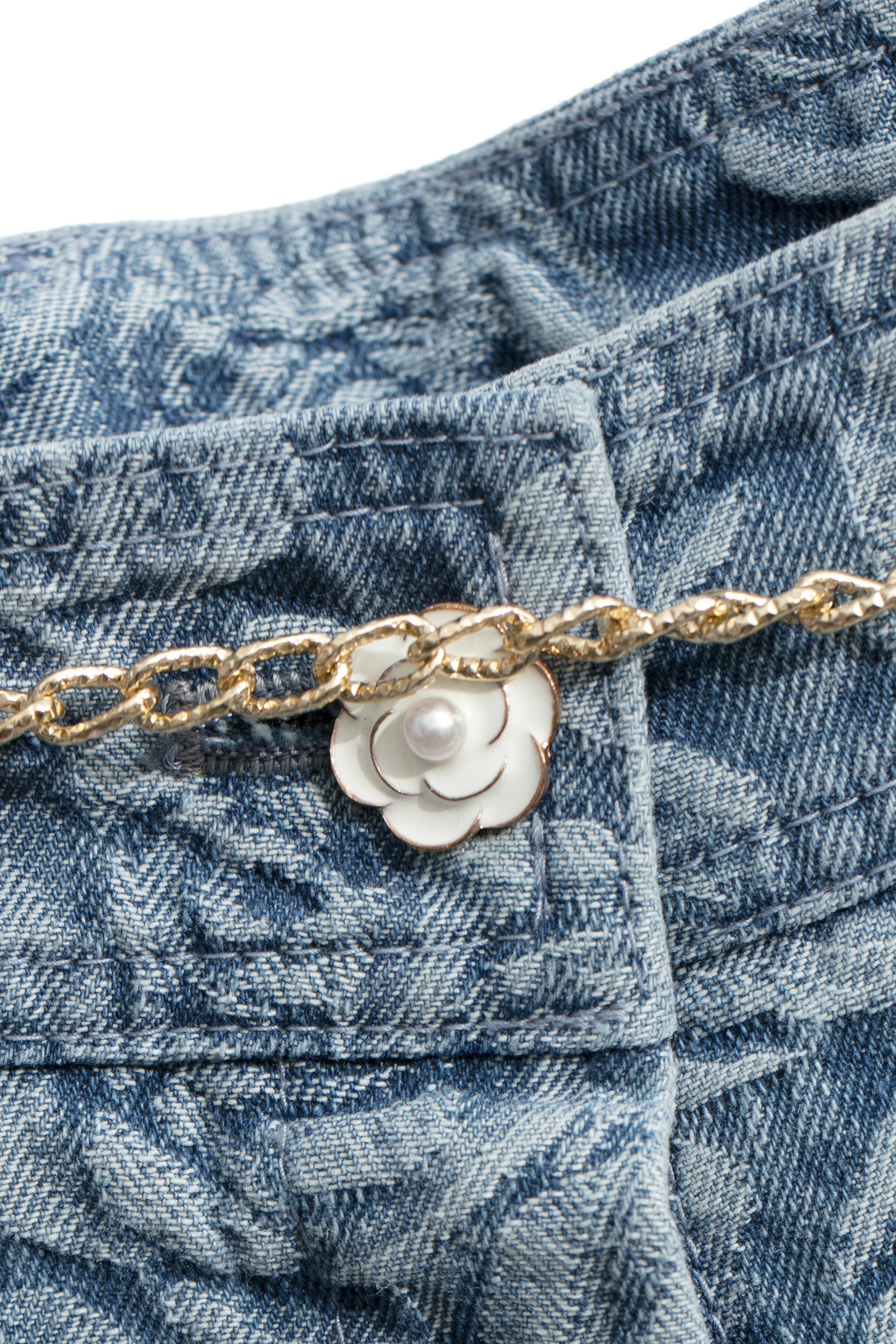 立體山茶花壓紋牛仔寬褲立體山茶花壓紋牛仔寬褲,牛仔,牛仔褲,牛仔長褲,珍珠,秋冬穿搭,褲子