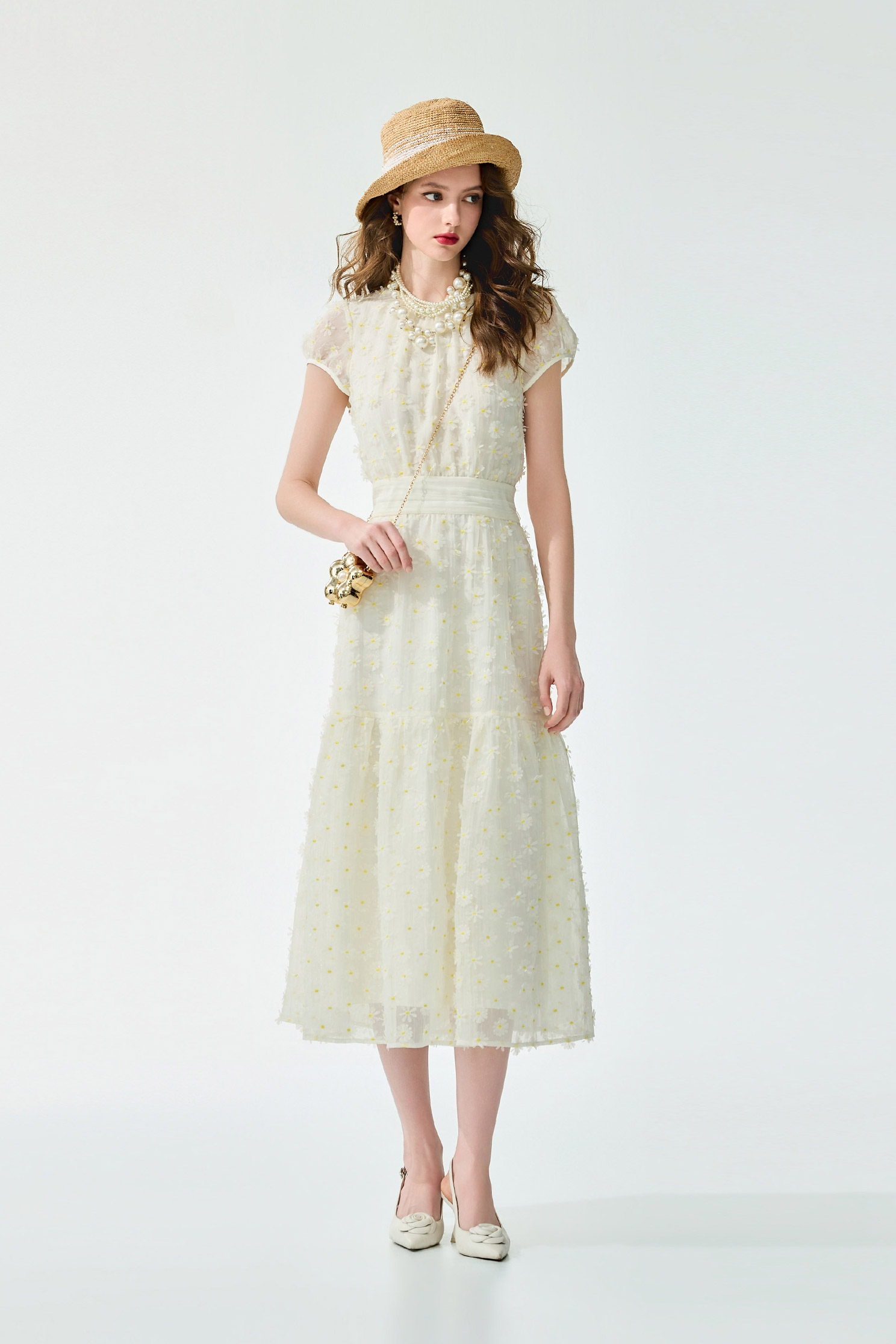 瑪格莉特花朵飄逸洋裝瑪格莉特花朵飄逸洋裝,一般洋裝,刺繡,春夏穿搭