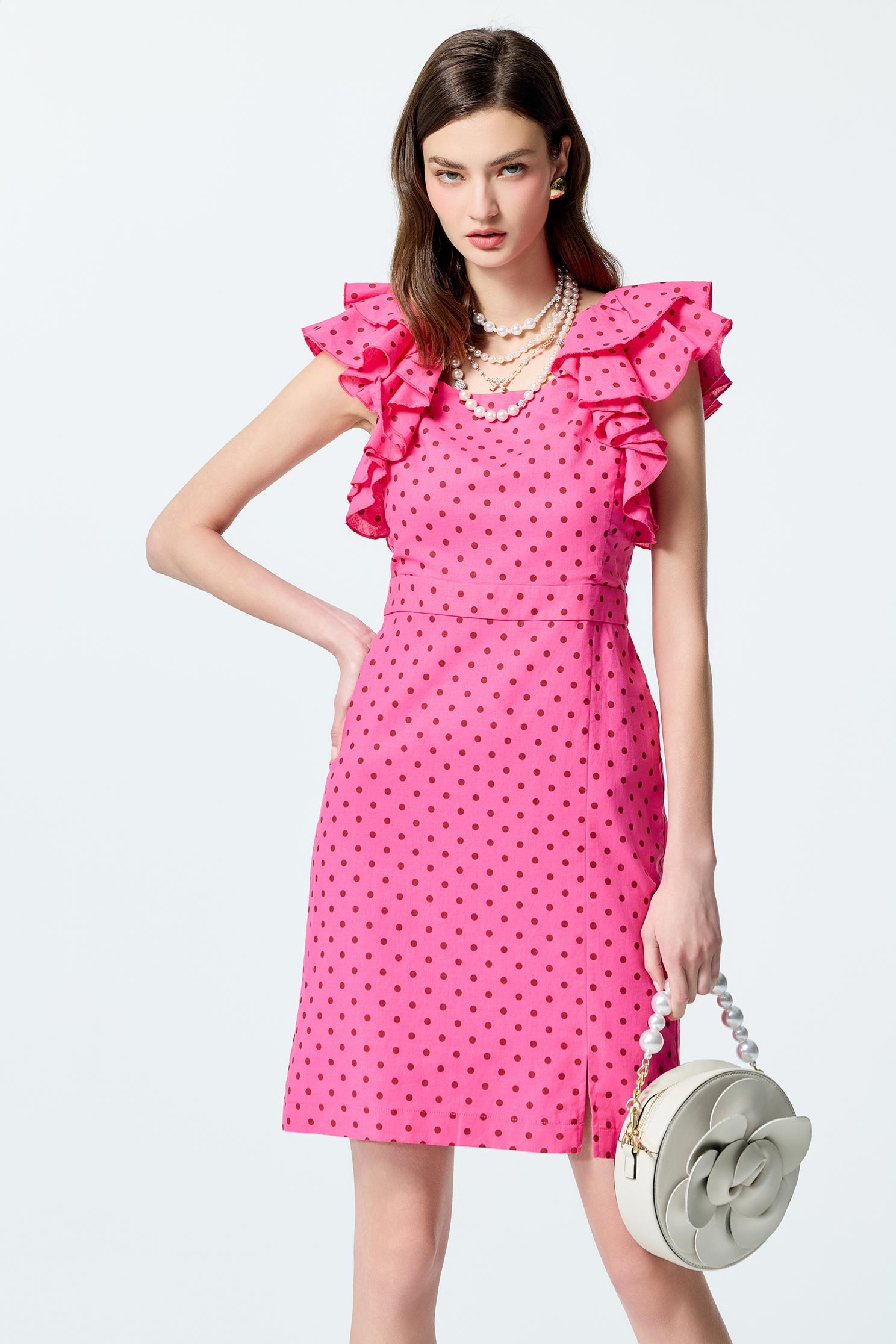 閃粉色點點荷葉洋裝閃粉色點點荷葉洋裝,一般洋裝,人氣商品,波點,洋裝特輯,派對特輯,秋冬穿搭,荷葉