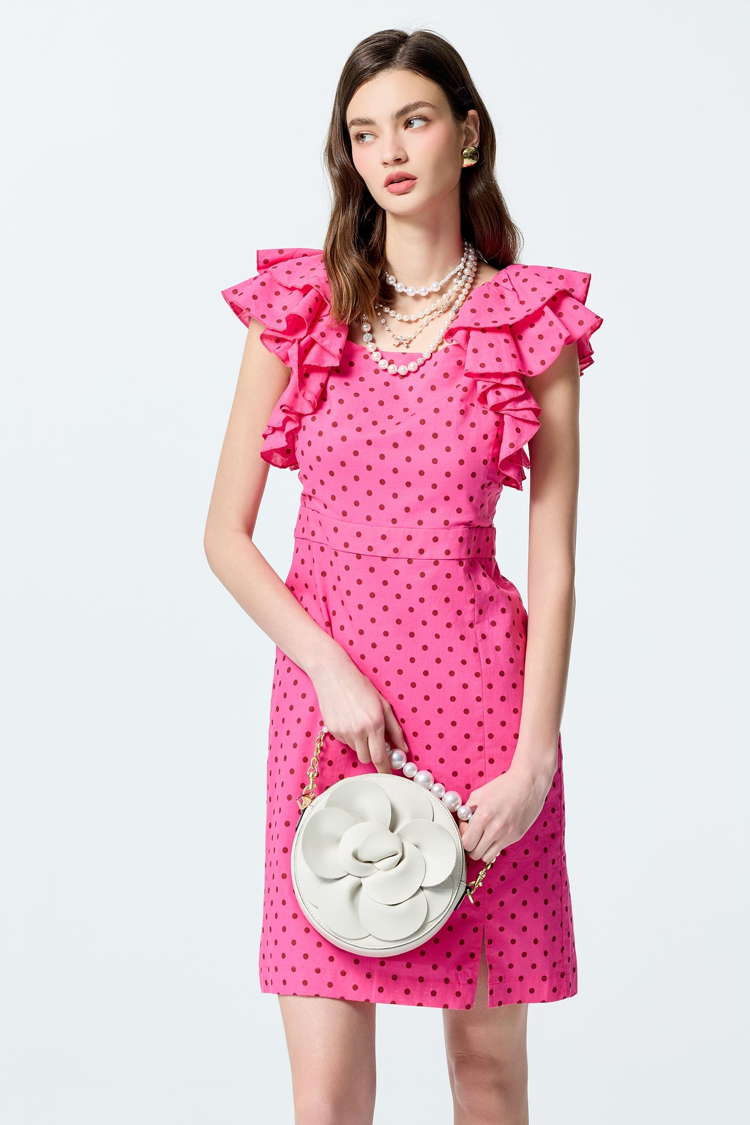 閃粉色點點荷葉洋裝閃粉色點點荷葉洋裝,一般洋裝,人氣商品,波點,洋裝特輯,派對特輯,秋冬穿搭,荷葉