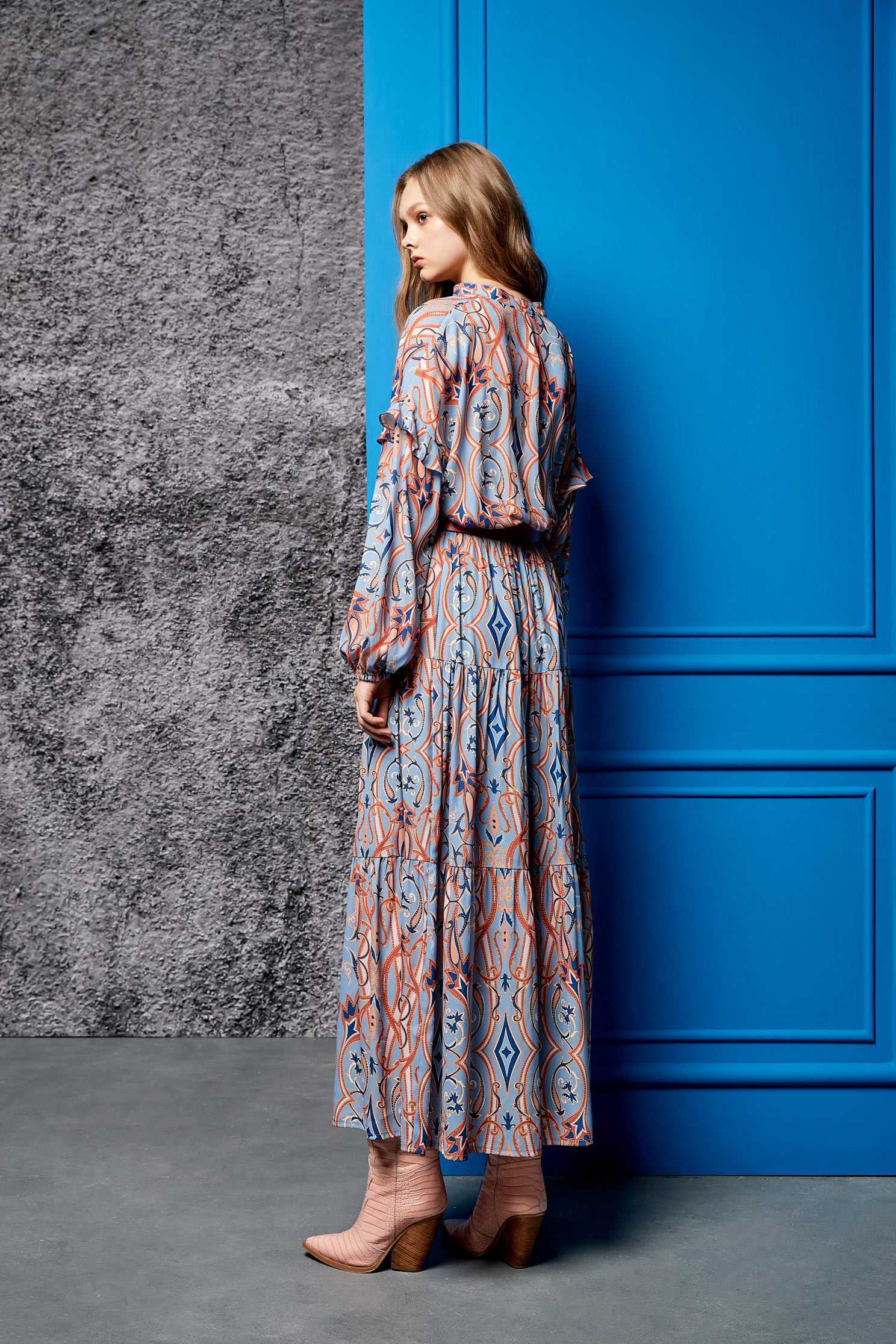 Printed street soft dress,v-neckdress,dress,printeddress,longdress,longsleevedress