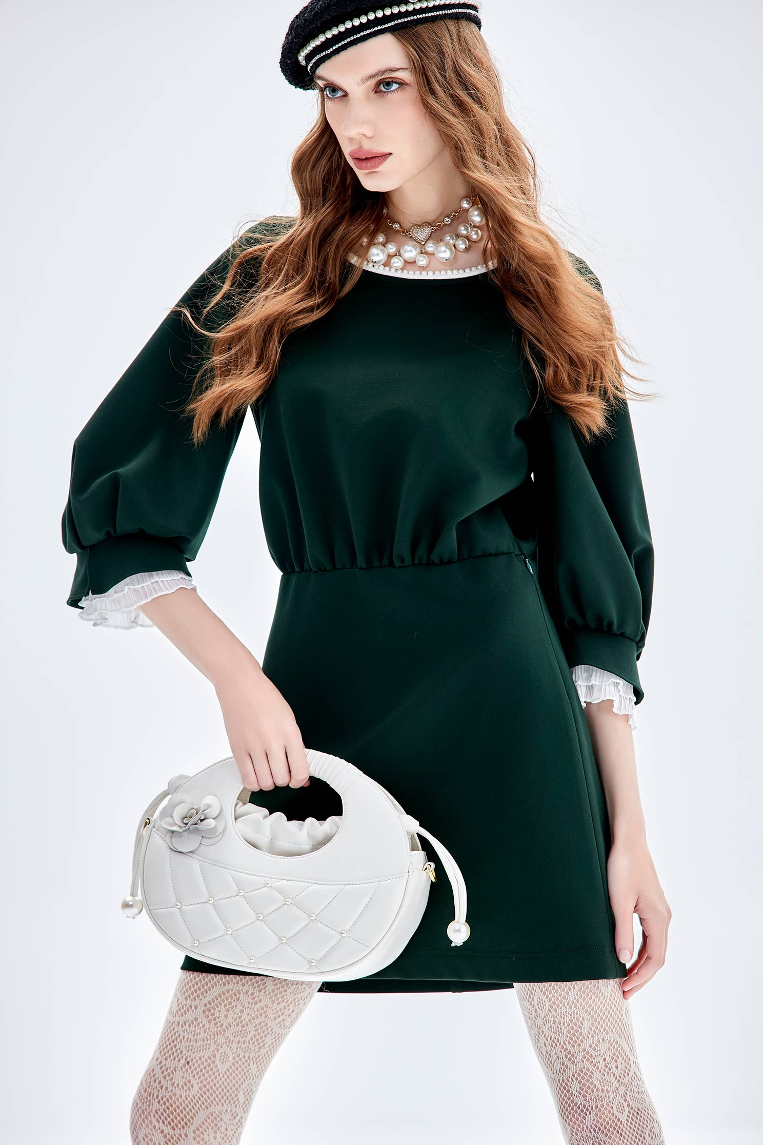 甲蟲綠珍珠洋裝甲蟲綠珍珠洋裝,一般洋裝,洋裝特輯,珍珠,秋冬穿搭,荷葉,長袖洋裝