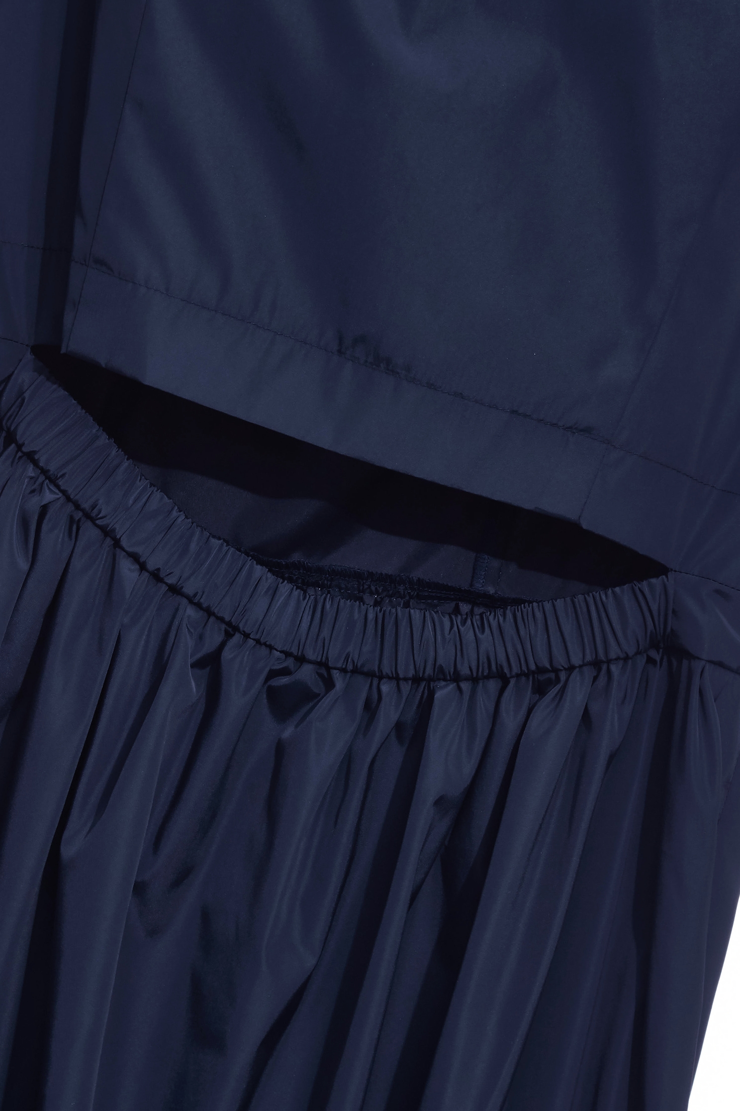 光澤感蝴蝶結禮服式洋裝光澤感蝴蝶結禮服式洋裝,一般洋裝,人氣商品,小禮服,洋裝特輯,禮服,秋冬穿搭,蝴蝶結