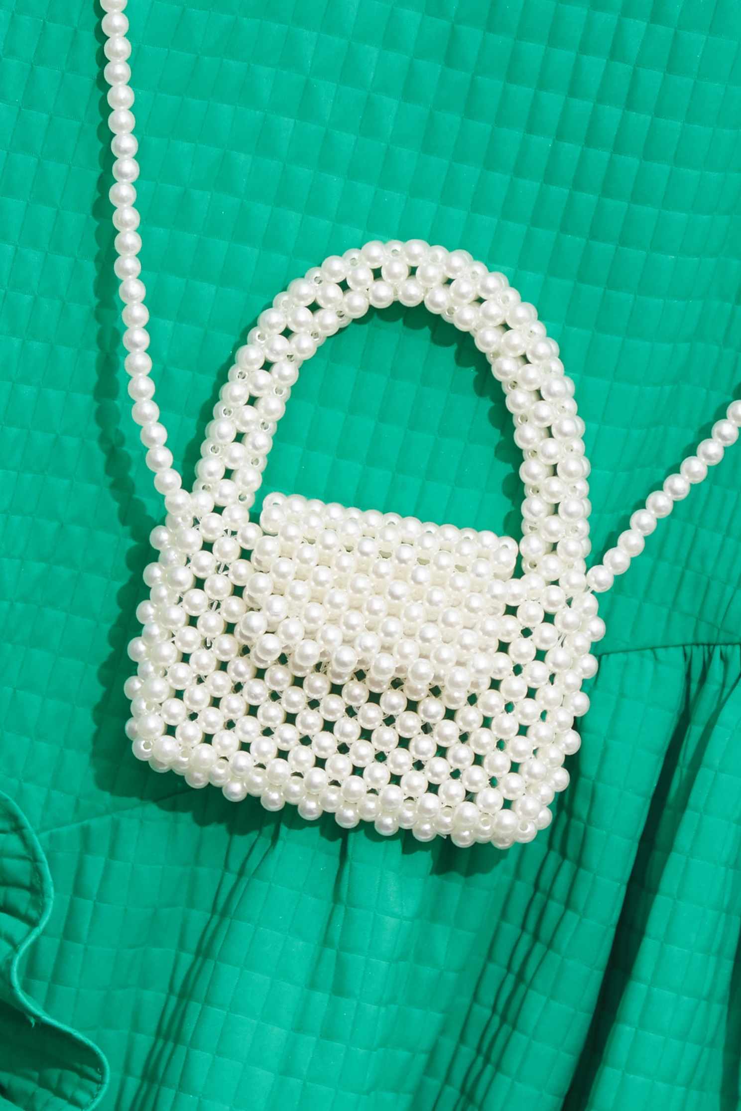 翡翠綠壓格紋洋裝翡翠綠壓格紋洋裝,一般洋裝,格紋,洋裝特輯,珍珠,秋冬穿搭,約會特輯,荷葉