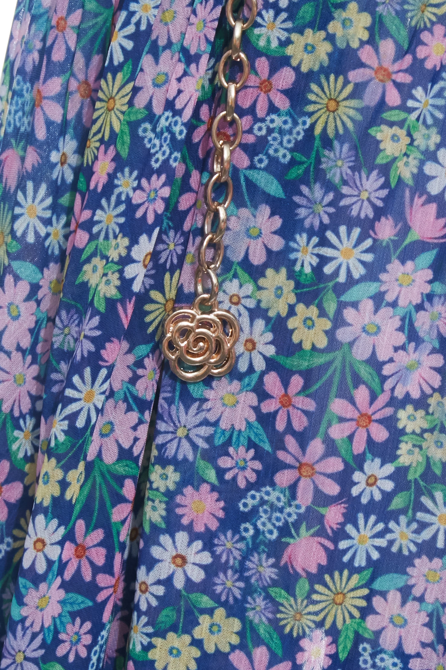 童話花園印花洋裝童話花園印花洋裝,人氣商品,印花洋裝,小禮服,小香風,春夏穿搭,洋裝特輯,無袖洋裝,珍珠,短袖洋裝,花花世界,輕奢度假,輕奢渡假,雪紡,雪紡洋裝