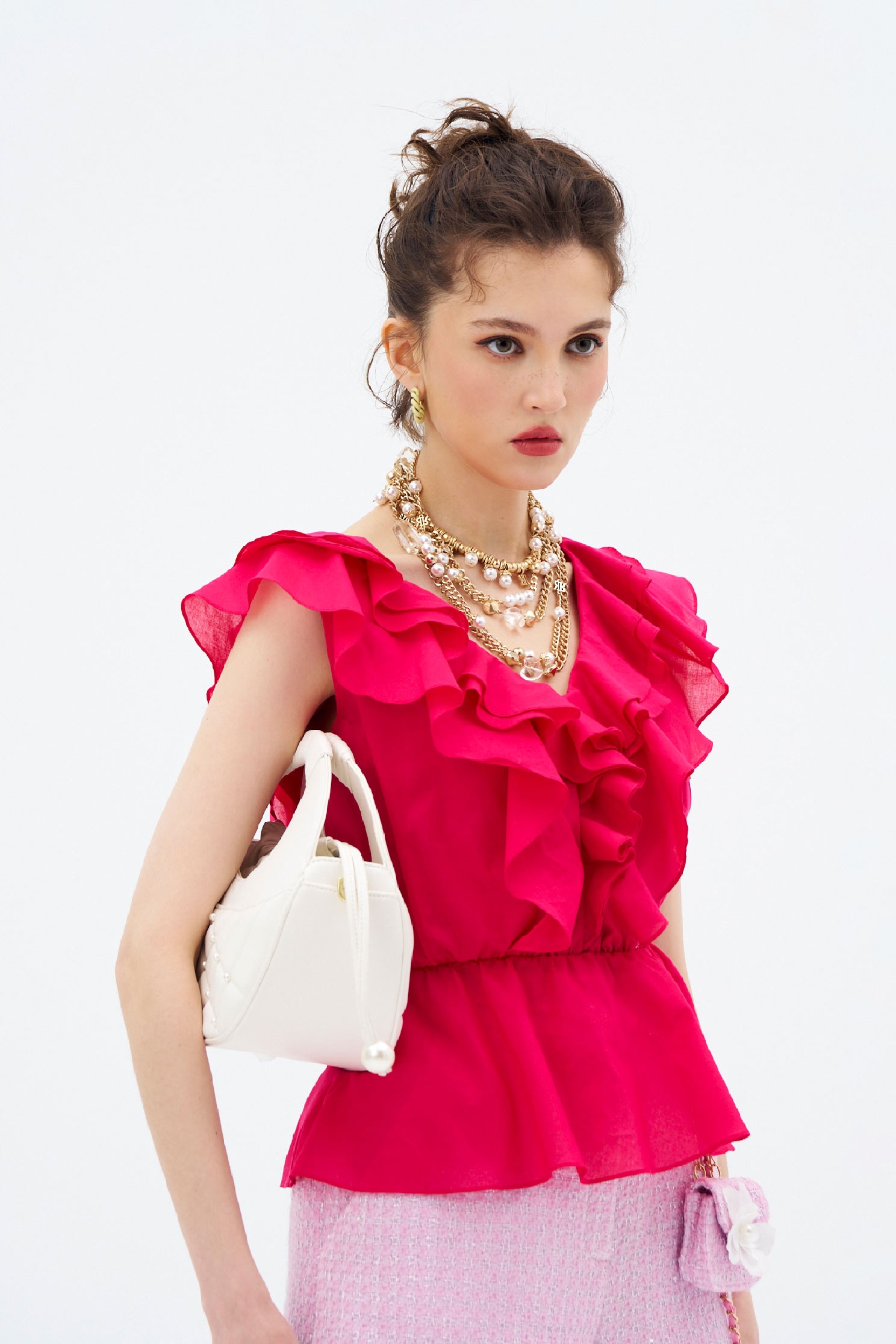 優雅深紅色荷葉上衣優雅深紅色荷葉上衣,一般背心,一般背心馬甲,上衣,秋冬穿搭,純棉,背心,荷葉