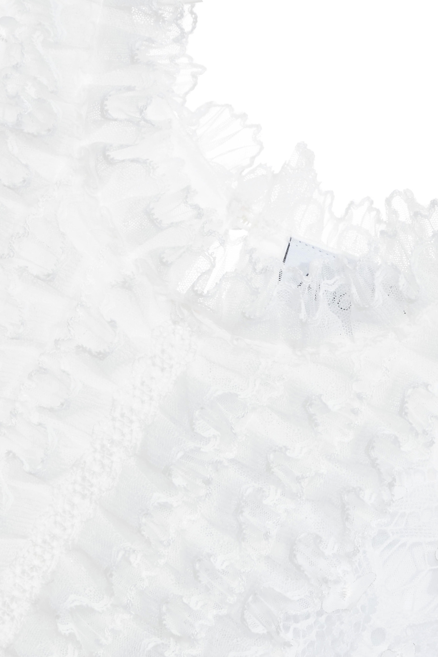 金邊蝴蝶刺繡上衣金邊蝴蝶刺繡上衣,一般背心,一般背心馬甲,上班OL穿搭,上衣,刺繡,春夏穿搭,無袖上衣,無袖背心,繡花上衣,背心,荷葉,蕾絲