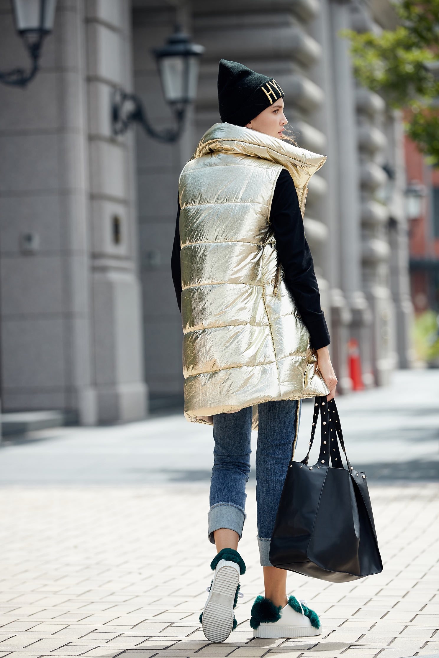 metallic puffer vest,vest