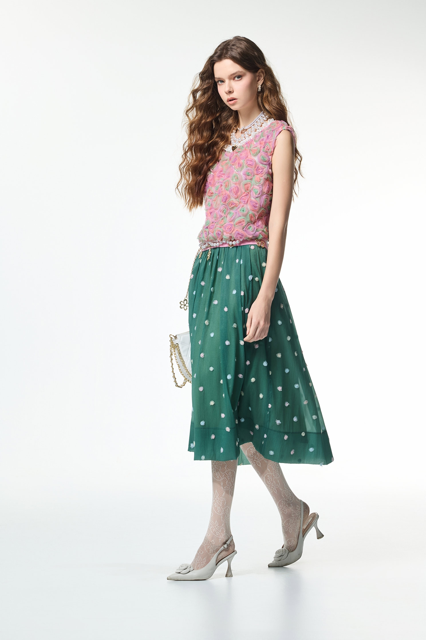 玫瑰石英粉玫瑰花上衣玫瑰石英粉玫瑰花上衣,一般背心,一般背心馬甲,上衣,人氣商品,刺繡,無袖背心,珍珠,秋冬穿搭,約會特輯,背心,花花世界