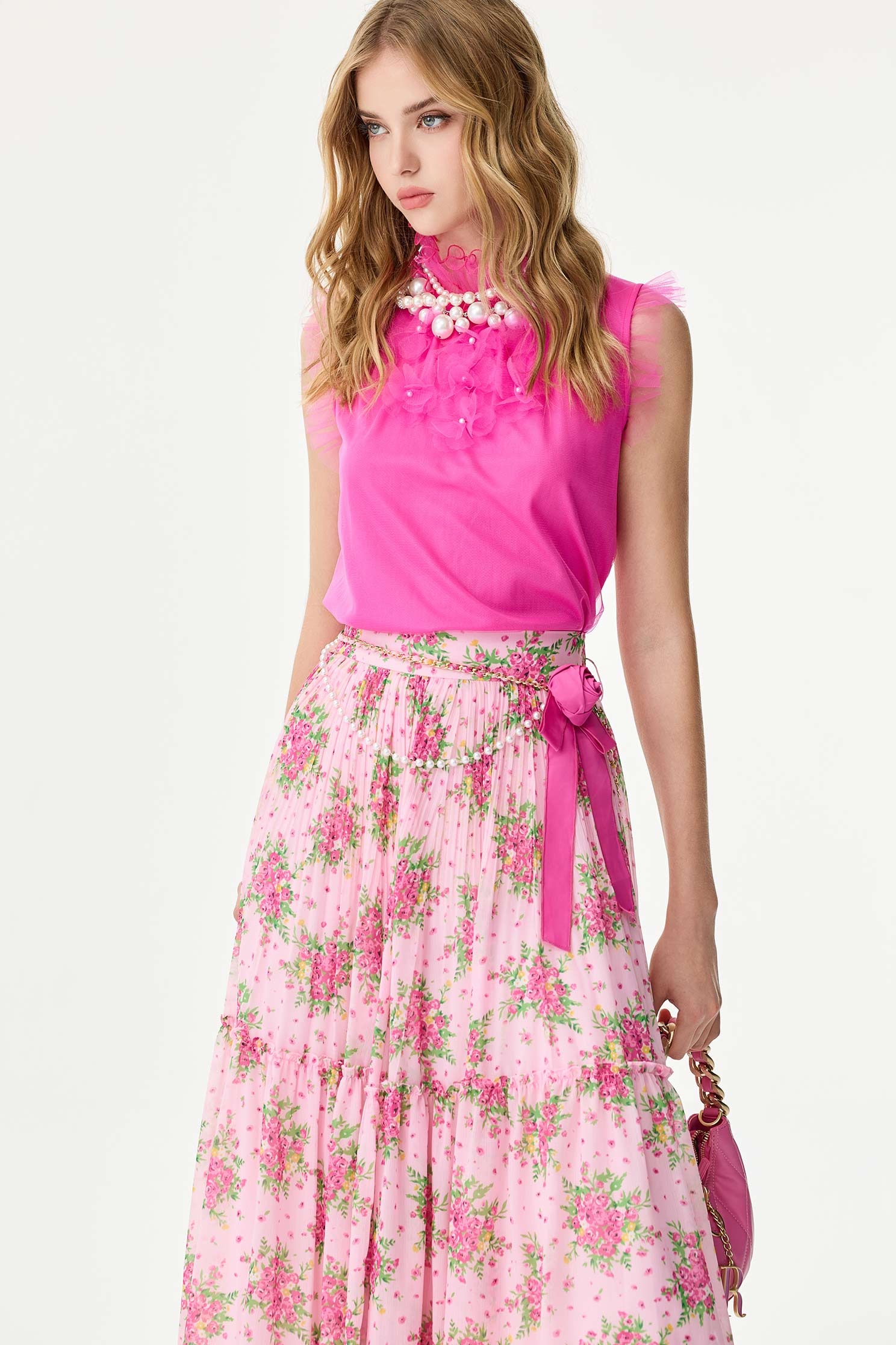 寶石色網紗上衣寶石色網紗上衣,一般背心,一般背心馬甲,上衣,春夏穿搭,網紗,背心,荷葉