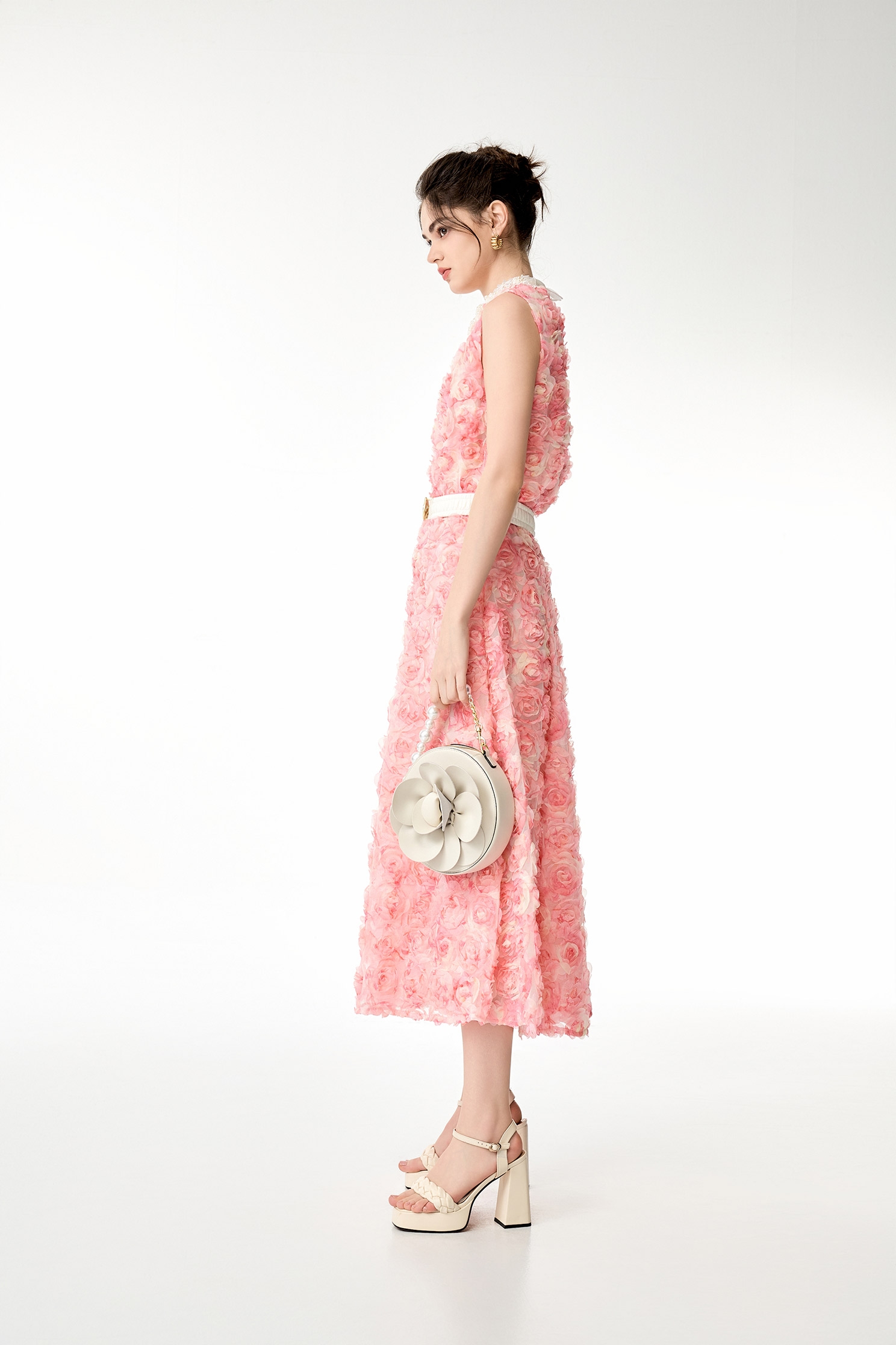 奢華粉玫瑰造型上衣奢華粉玫瑰造型上衣,一般背心,一般背心馬甲,上衣,人氣商品,春夏穿搭,時髦成套搭配,洋裝特輯,網紗,背心,花花世界