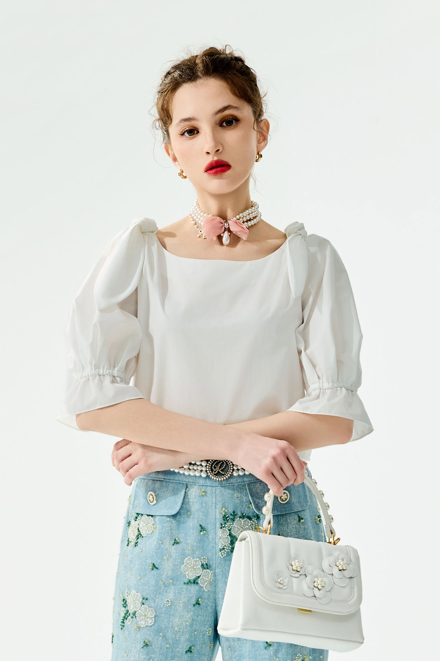 綁結造型肩單品上衣綁結造型肩單品上衣,上衣,春夏穿搭,約會特輯,輕奢度假,輕奢渡假