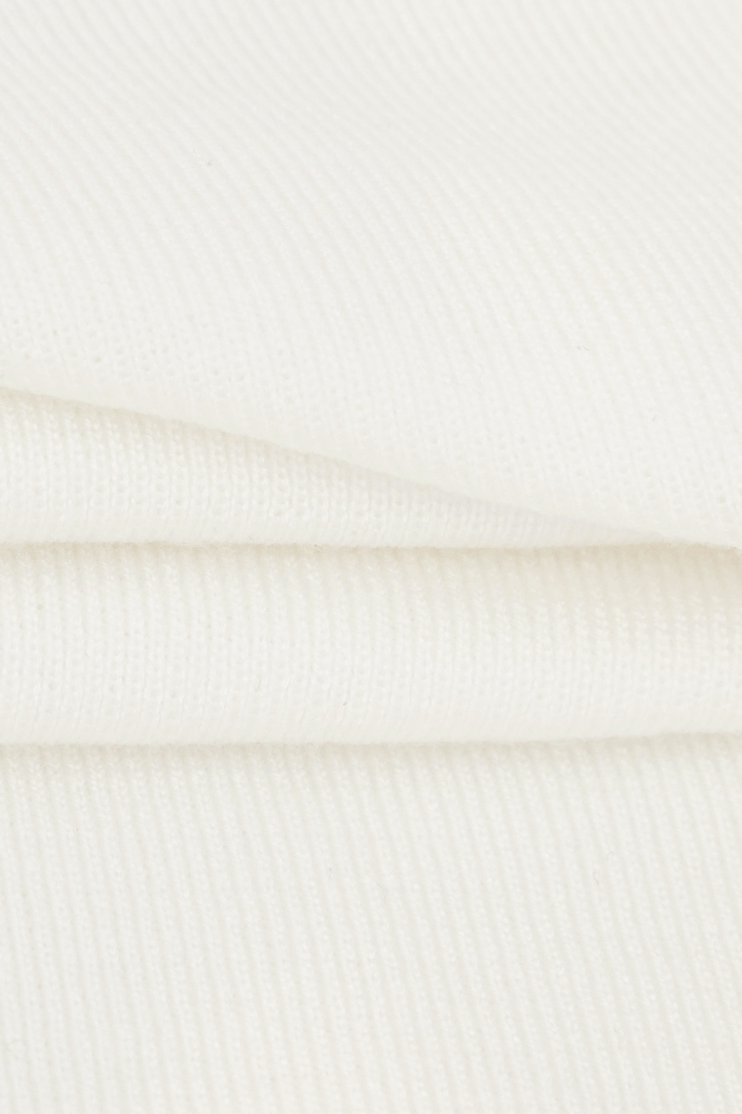 綴花朵裝飾T恤上衣綴花朵裝飾T恤上衣,T恤,上班OL穿搭,上衣,春夏穿搭,約會特輯,花花世界,蕾絲