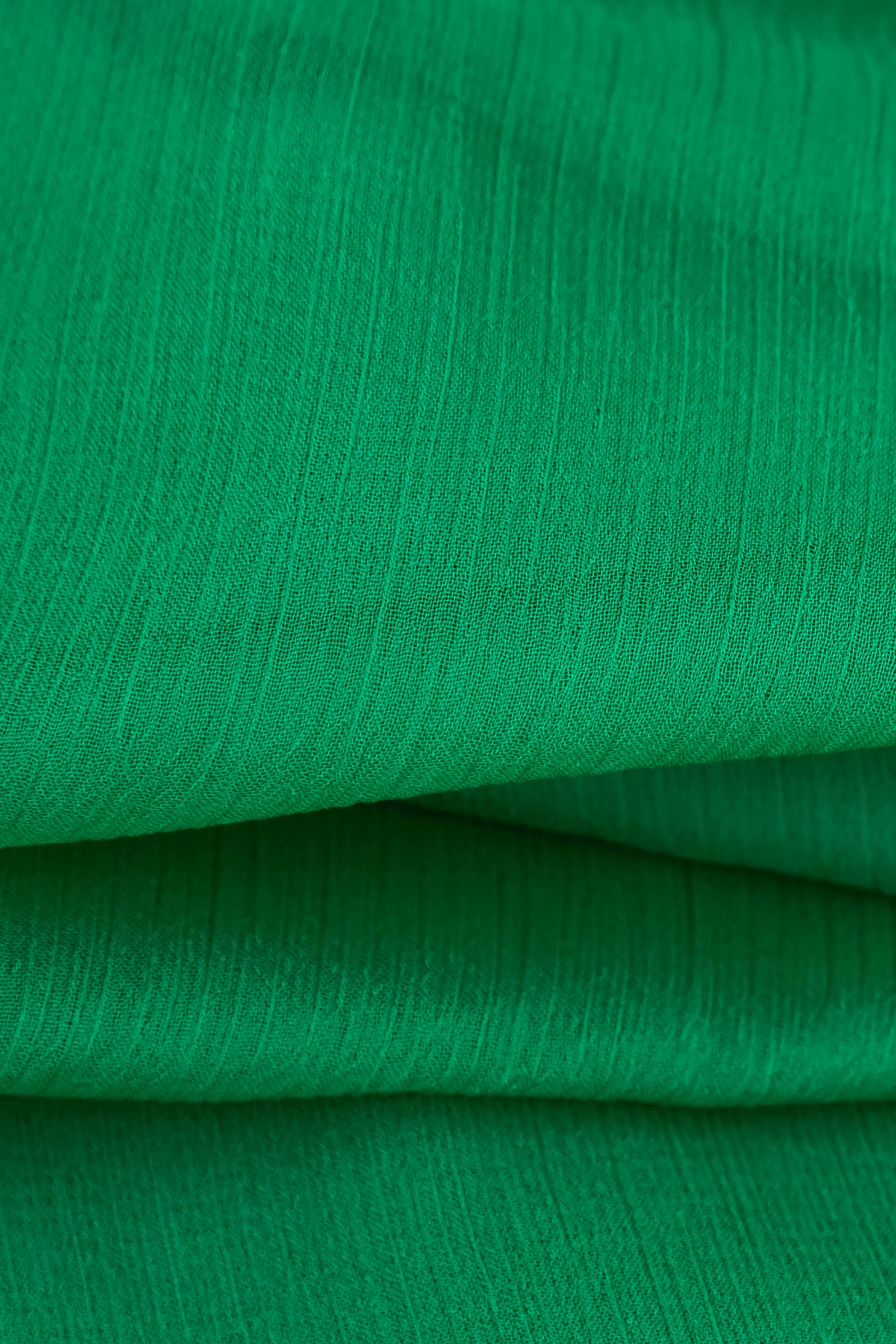 新葉綠雪紡上衣新葉綠雪紡上衣,上衣,春夏穿搭,約會特輯,花花世界,雪紡,雪紡上衣