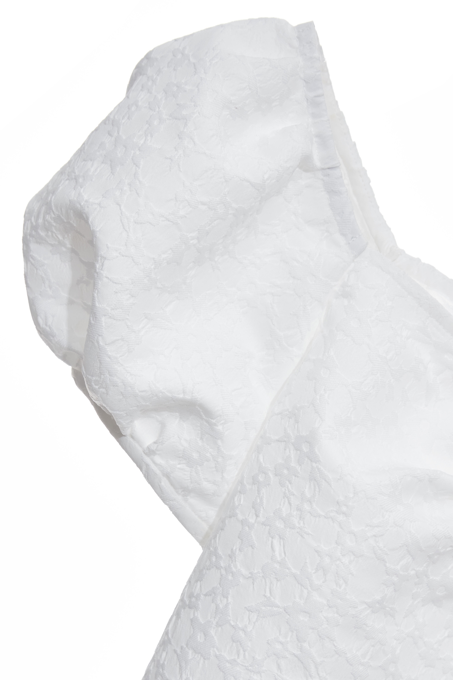 立體褆花單品上衣立體褆花單品上衣,上衣,刺繡,春夏穿搭,白色上衣,蕾絲